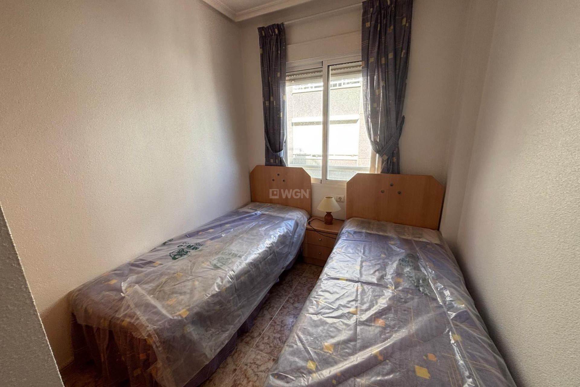 Odsprzedaż - Mieszkanie w bloku - Torrevieja - Playa del Cura