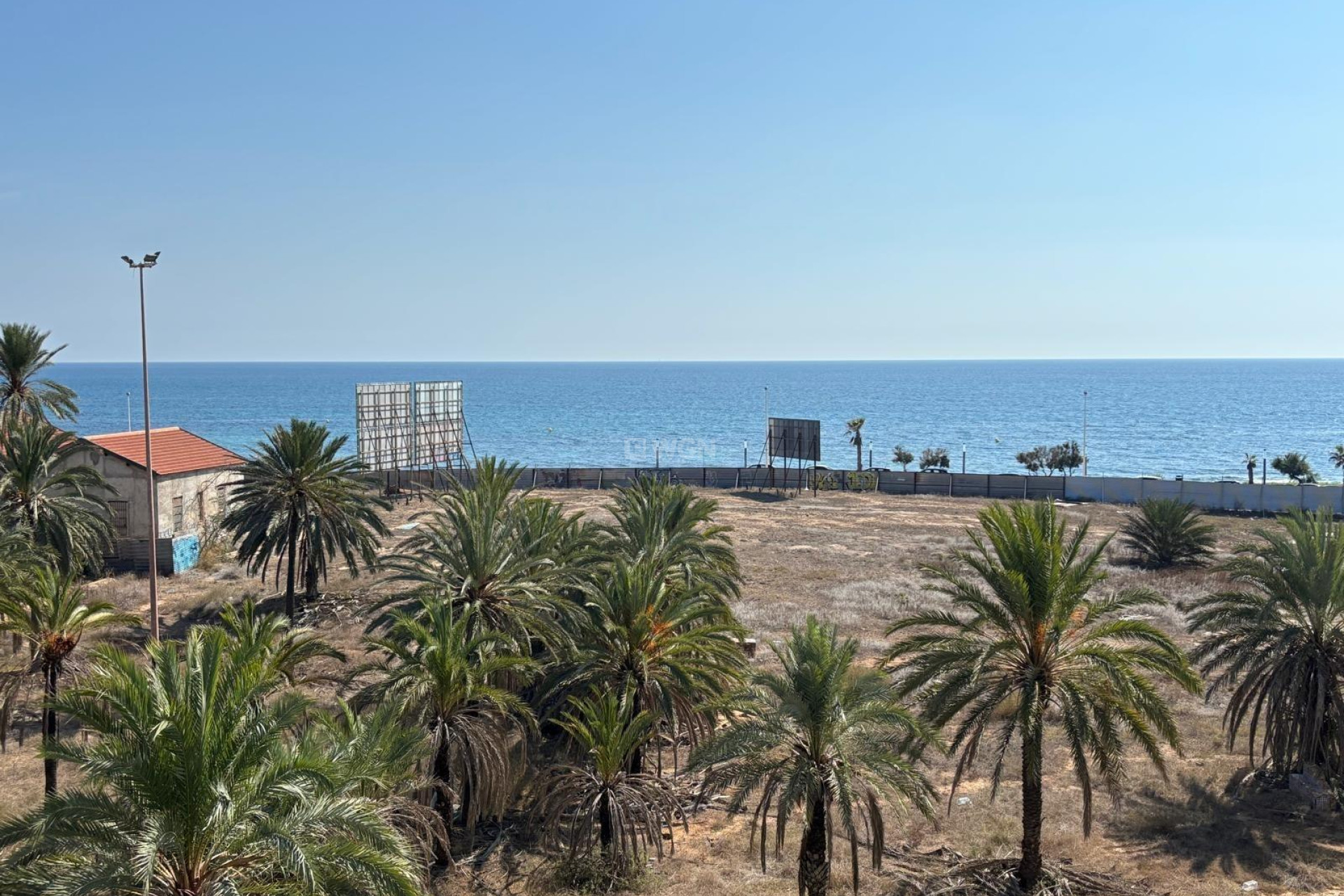 Odsprzedaż - Mieszkanie w bloku - Torrevieja - Playa del Cura