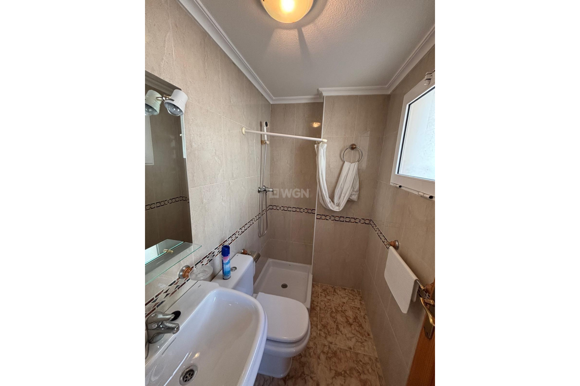 Odsprzedaż - Mieszkanie w bloku - Torrevieja - Playa del Cura