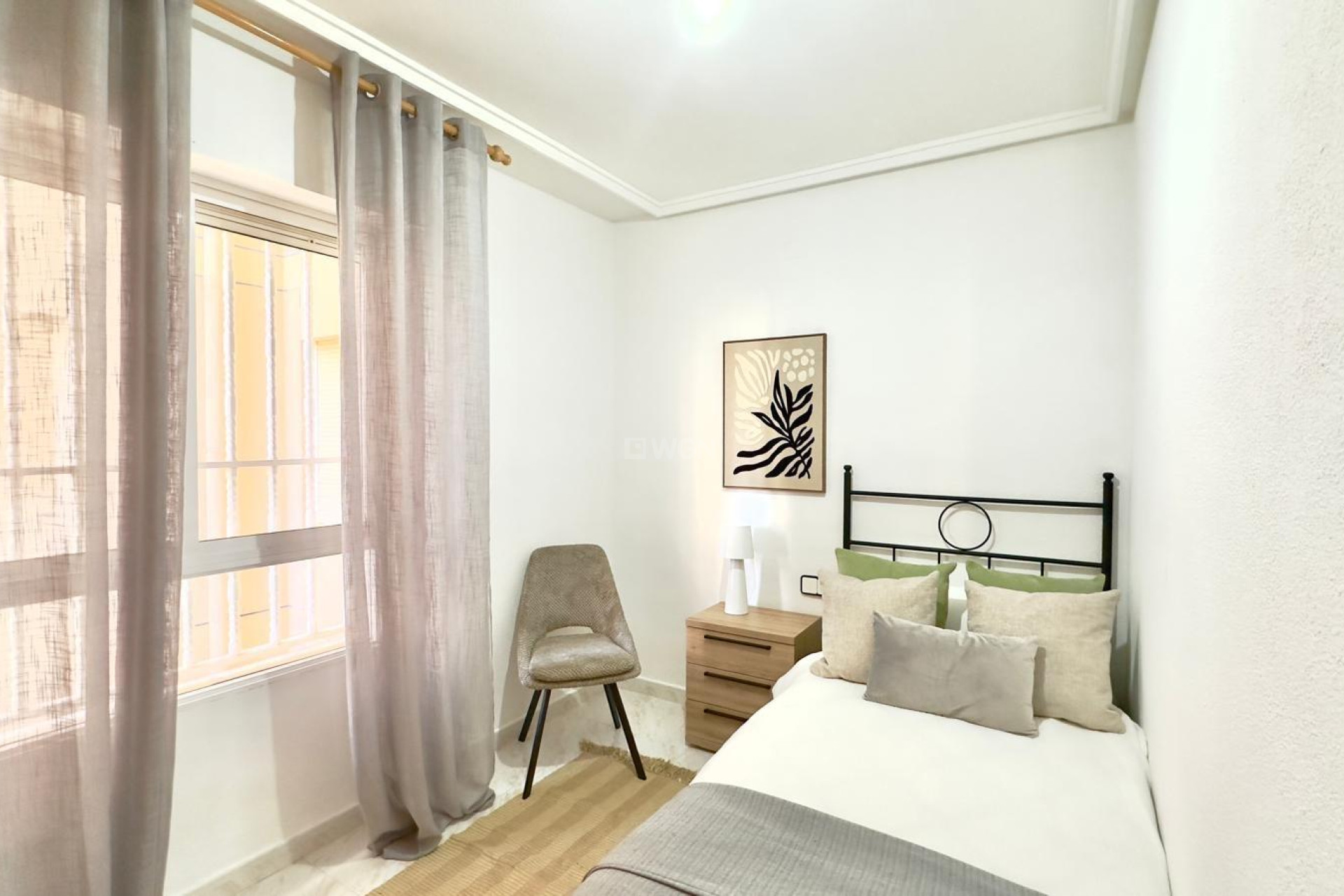 Odsprzedaż - Mieszkanie w bloku - Torrevieja - Playa del Cura