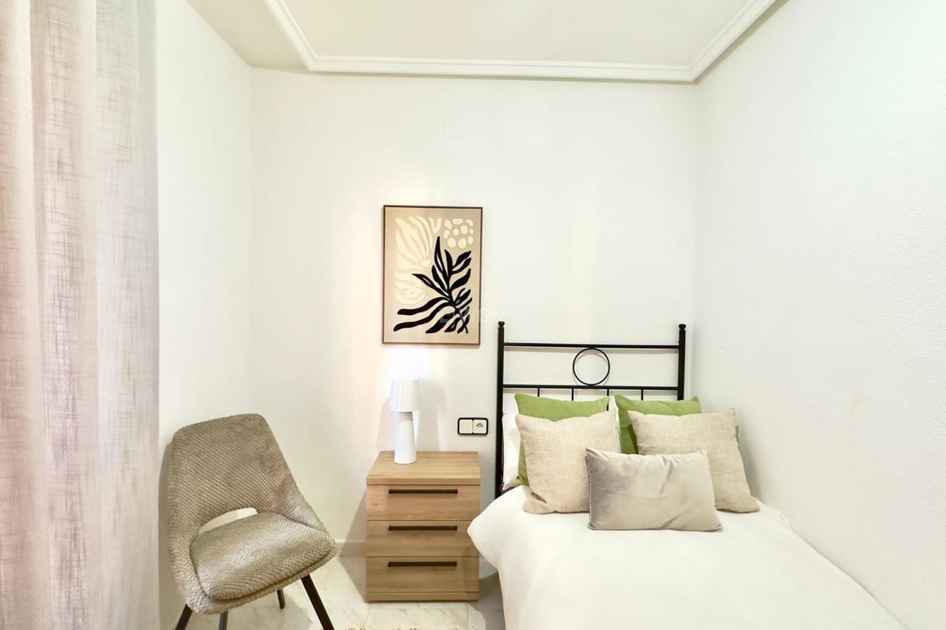 Odsprzedaż - Mieszkanie w bloku - Torrevieja - Playa del Cura