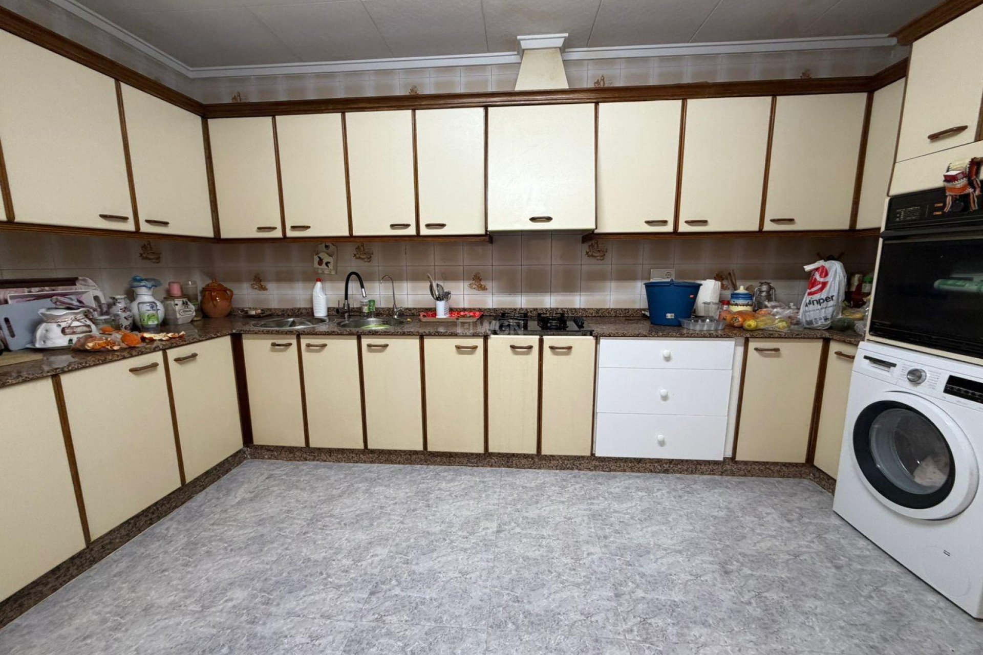 Odsprzedaż - Mieszkanie w bloku - Torrevieja - Playa del Cura