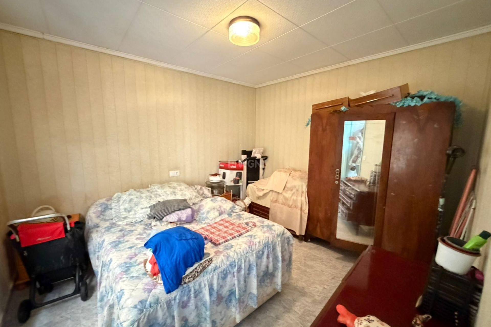 Odsprzedaż - Mieszkanie w bloku - Torrevieja - Playa del Cura