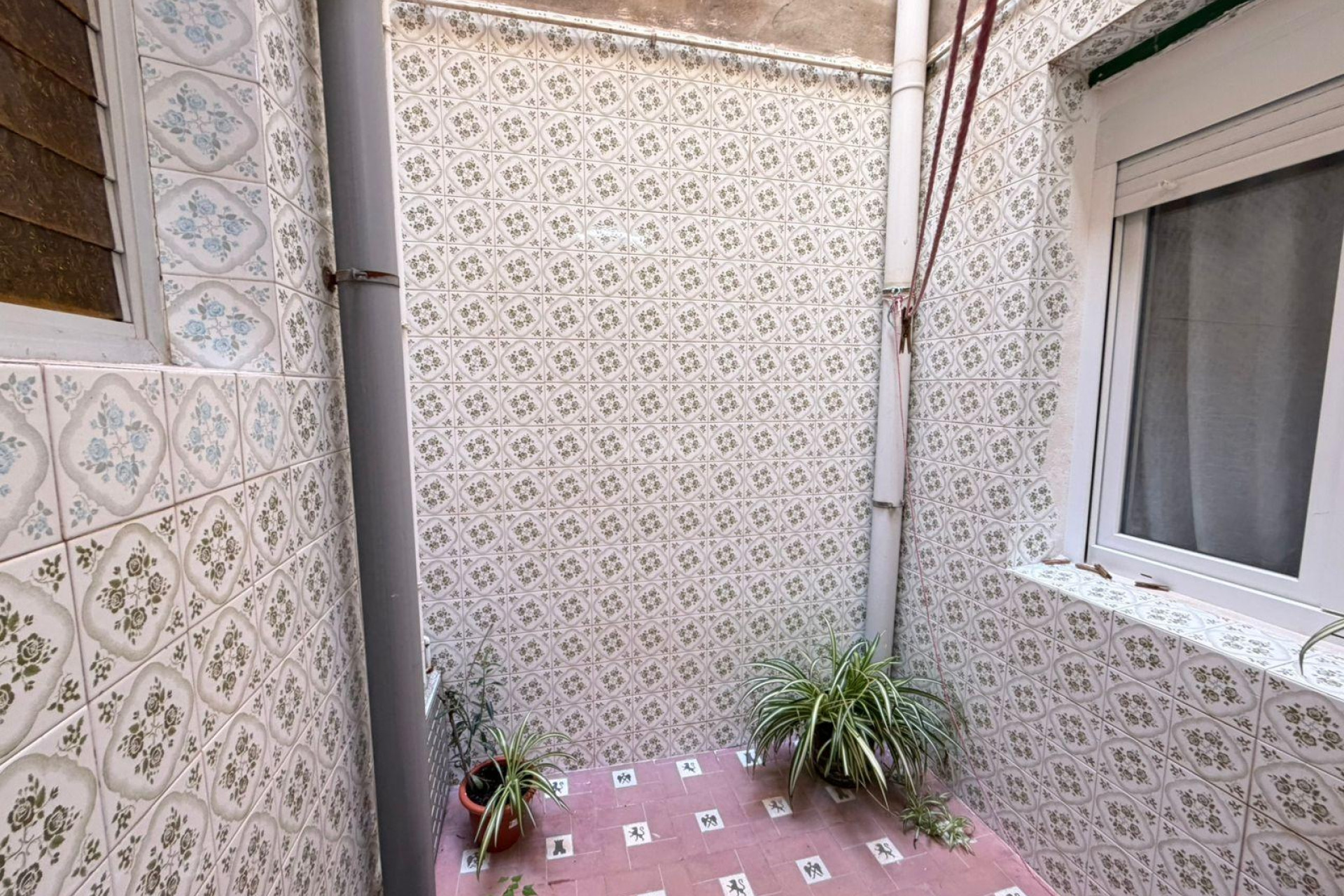 Odsprzedaż - Mieszkanie w bloku - Torrevieja - Playa del Cura