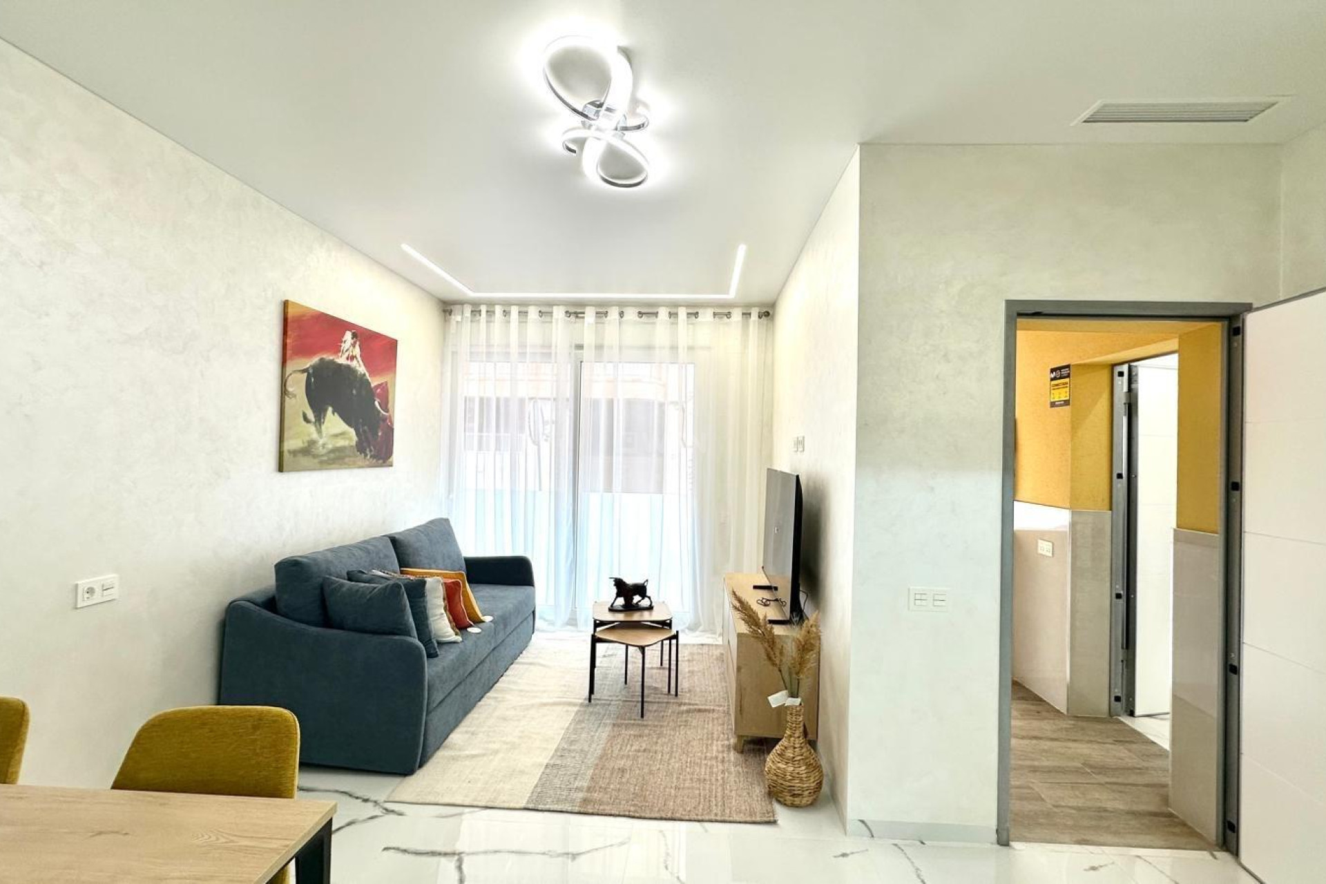 Odsprzedaż - Mieszkanie w bloku - Torrevieja - Playa del Cura