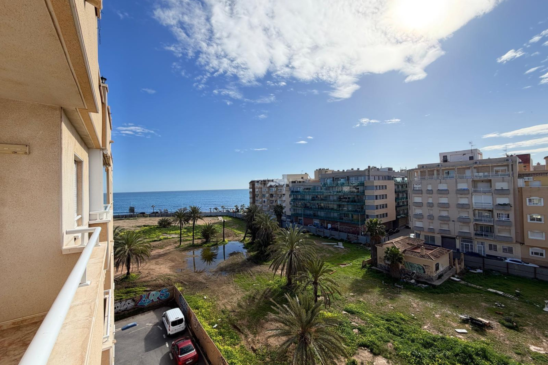 Odsprzedaż - Mieszkanie w bloku - Torrevieja - Playa del Cura