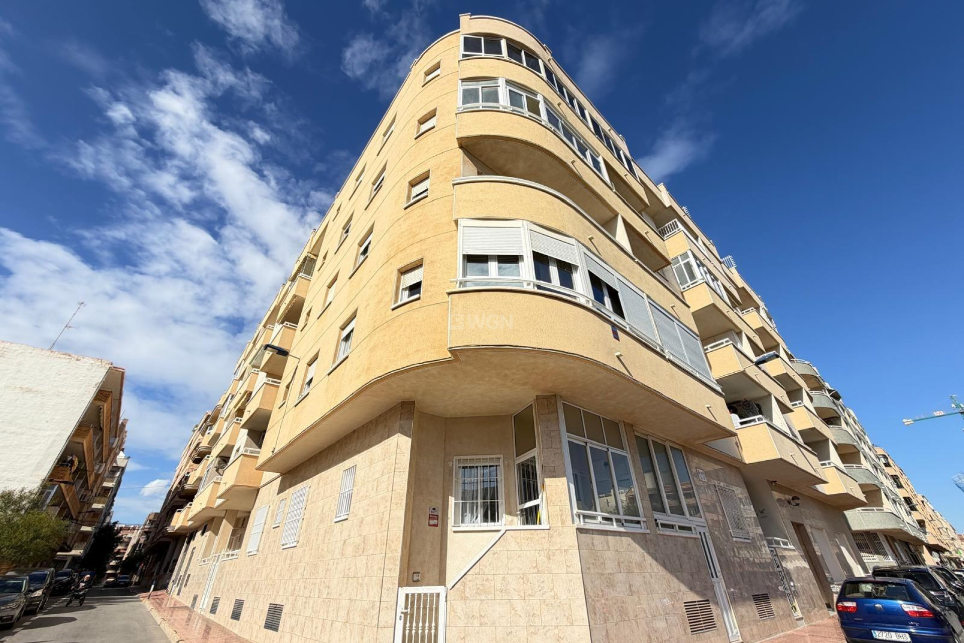 Odsprzedaż - Mieszkanie w bloku - Torrevieja - Playa del Cura
