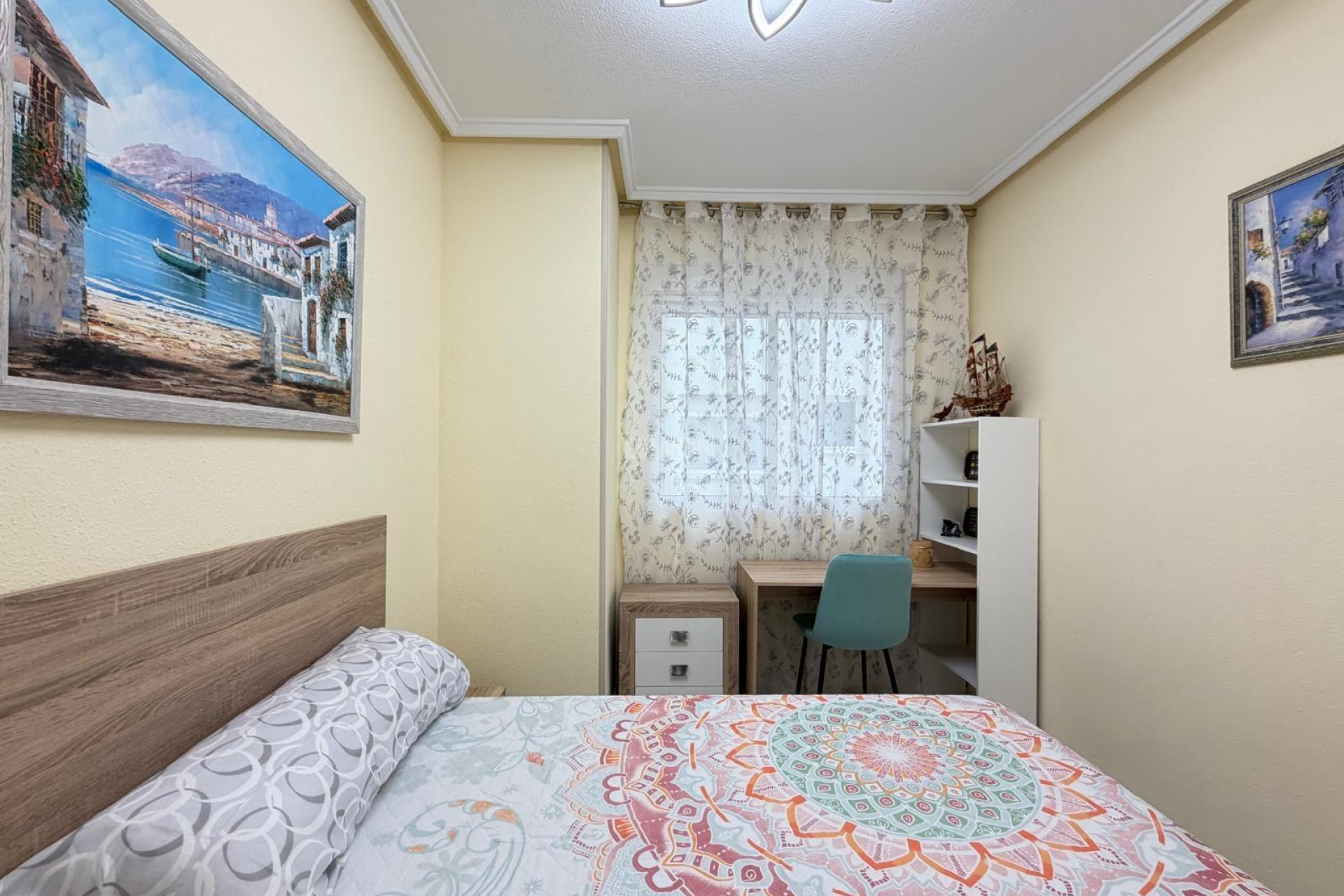 Odsprzedaż - Mieszkanie w bloku - Torrevieja - Playa del Cura