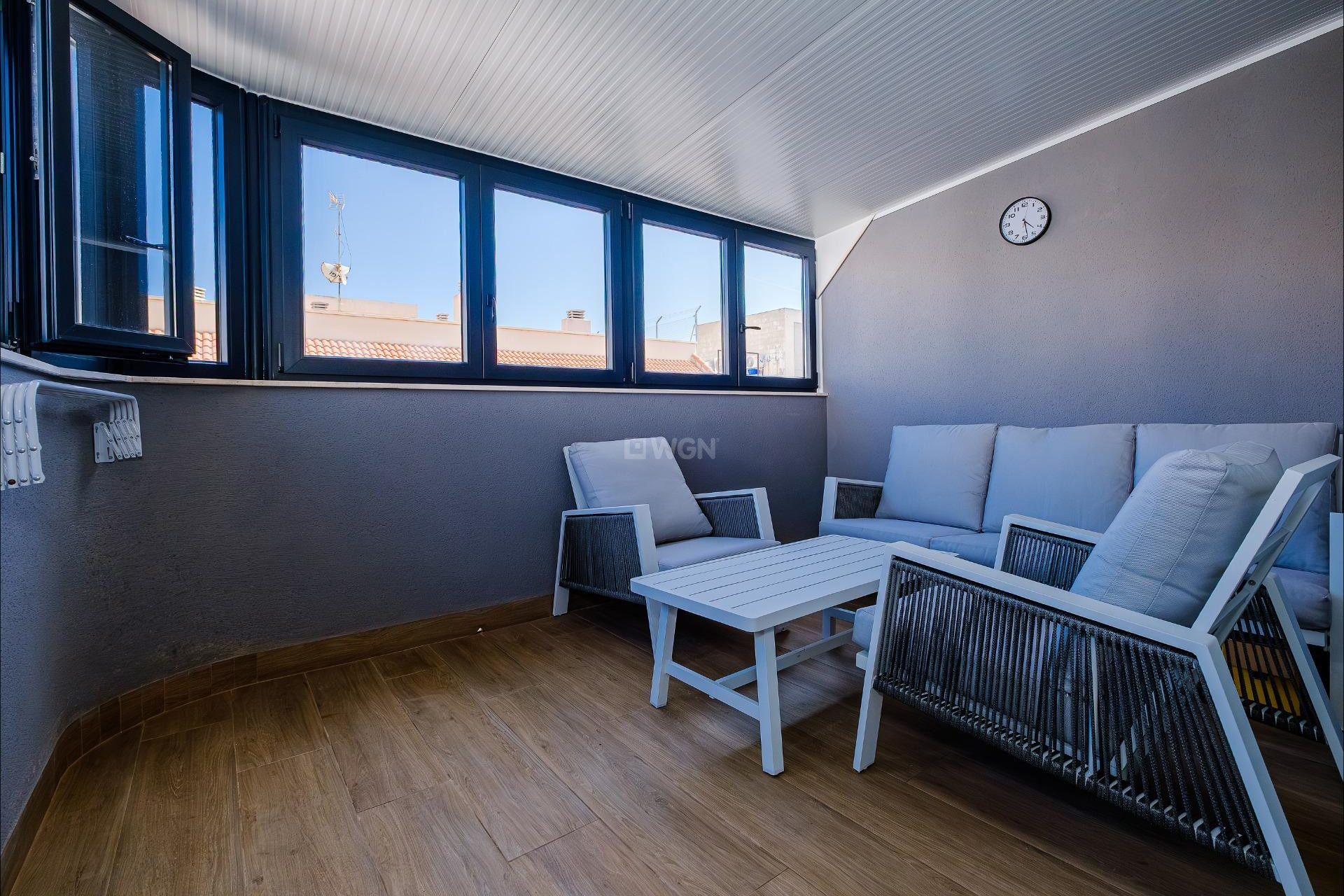 Odsprzedaż - Mieszkanie w bloku - Torrevieja - Playa del Cura