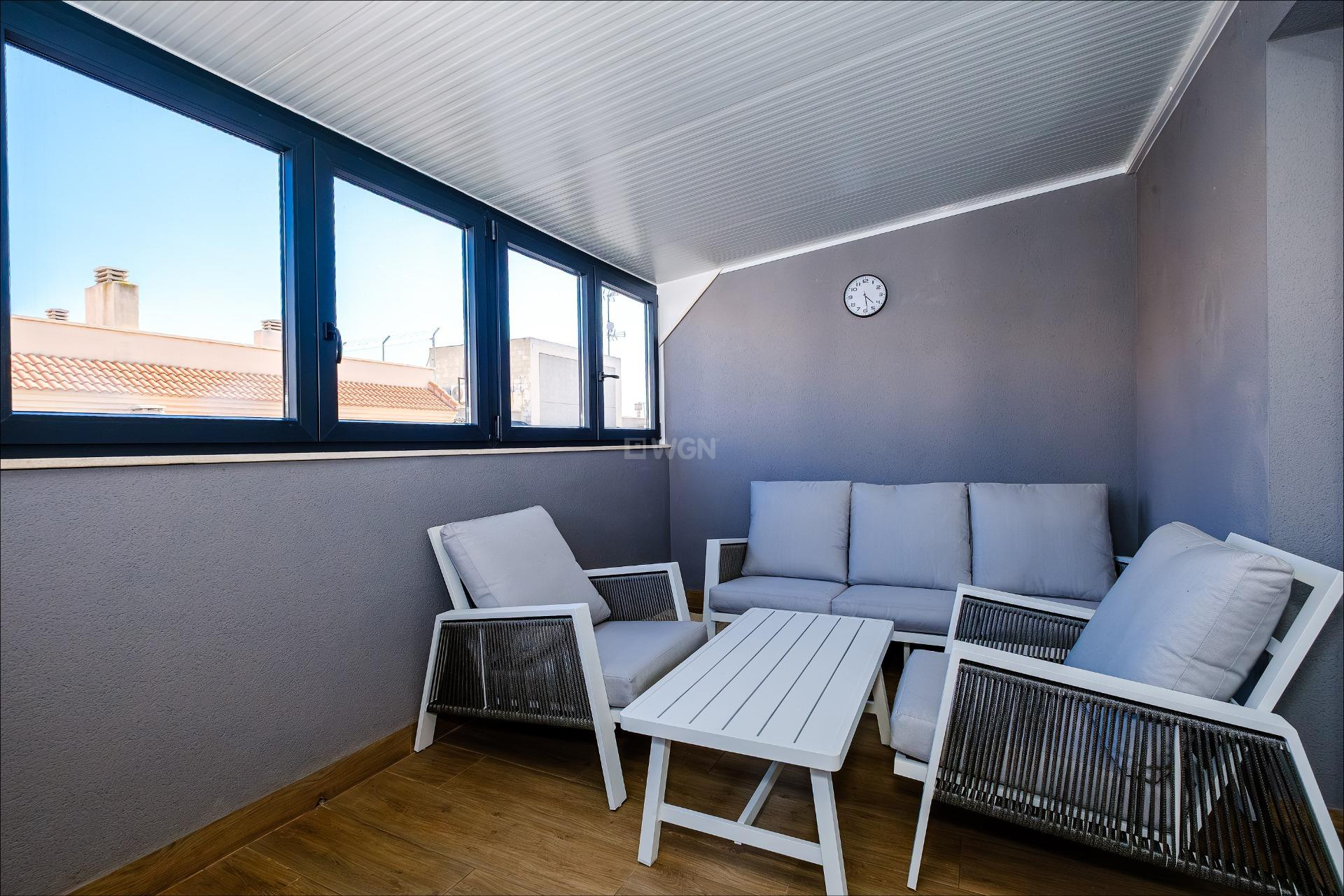 Odsprzedaż - Mieszkanie w bloku - Torrevieja - Playa del Cura