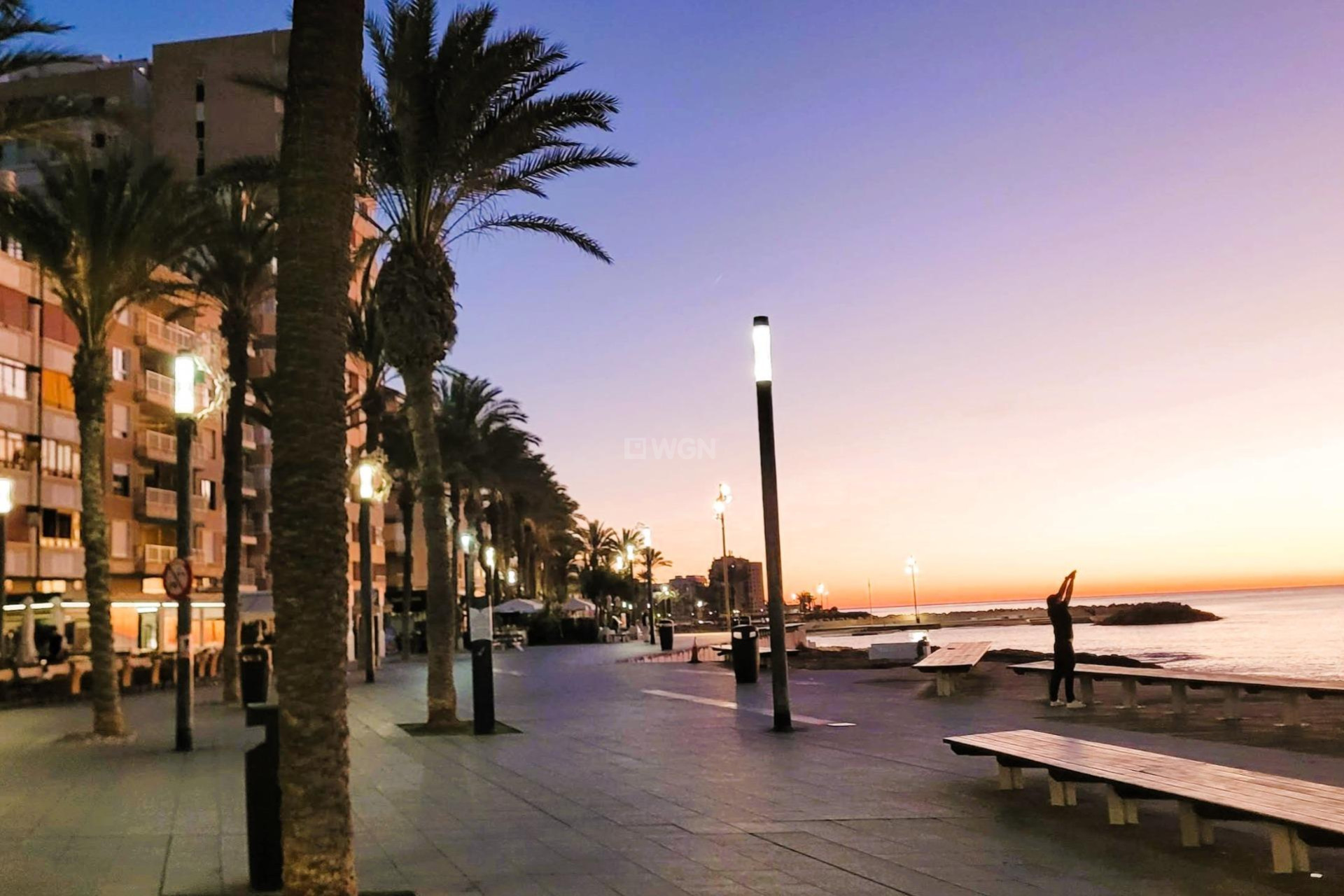 Odsprzedaż - Mieszkanie w bloku - Torrevieja - Playa del Cura