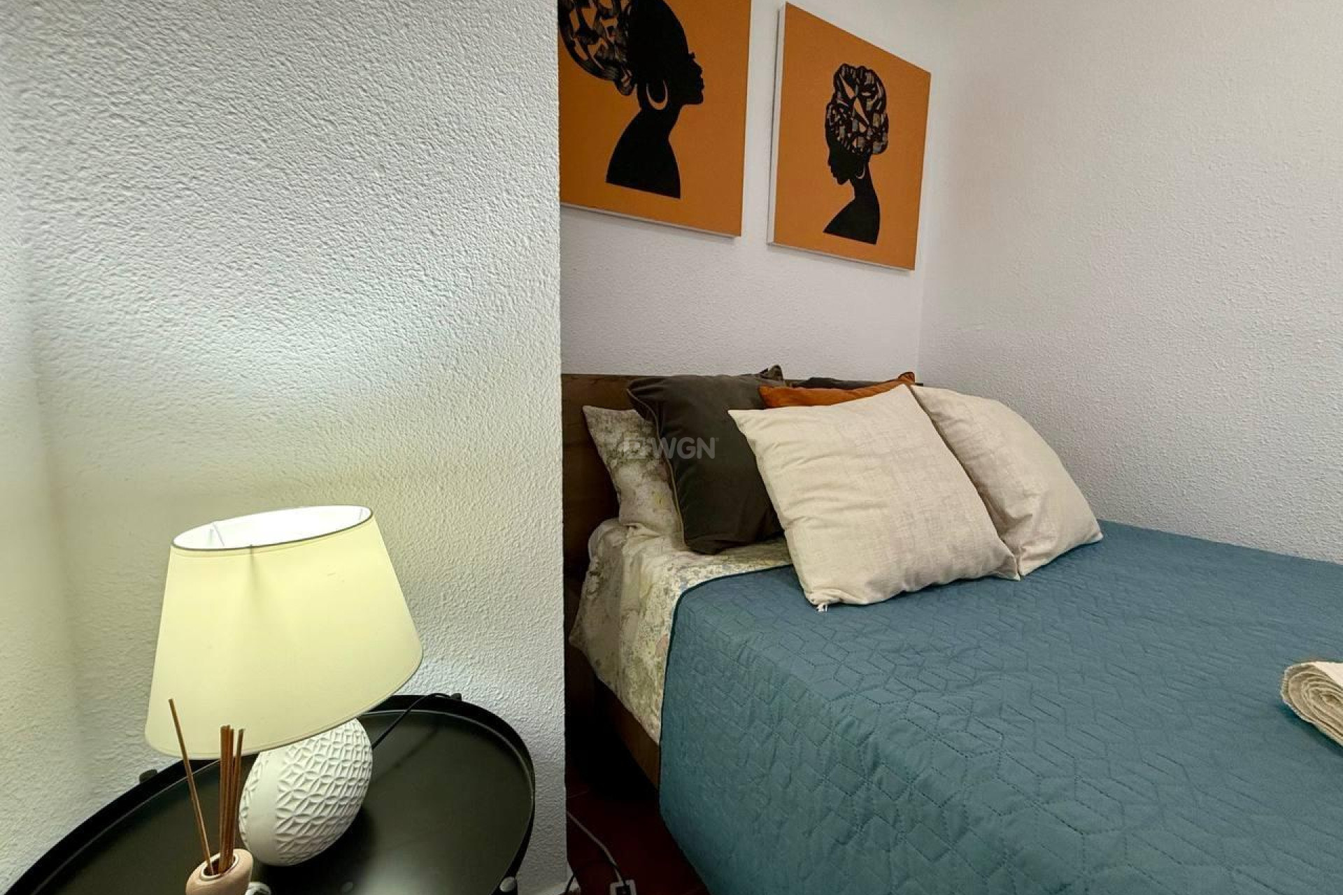 Odsprzedaż - Mieszkanie w bloku - Torrevieja - Playa del Cura