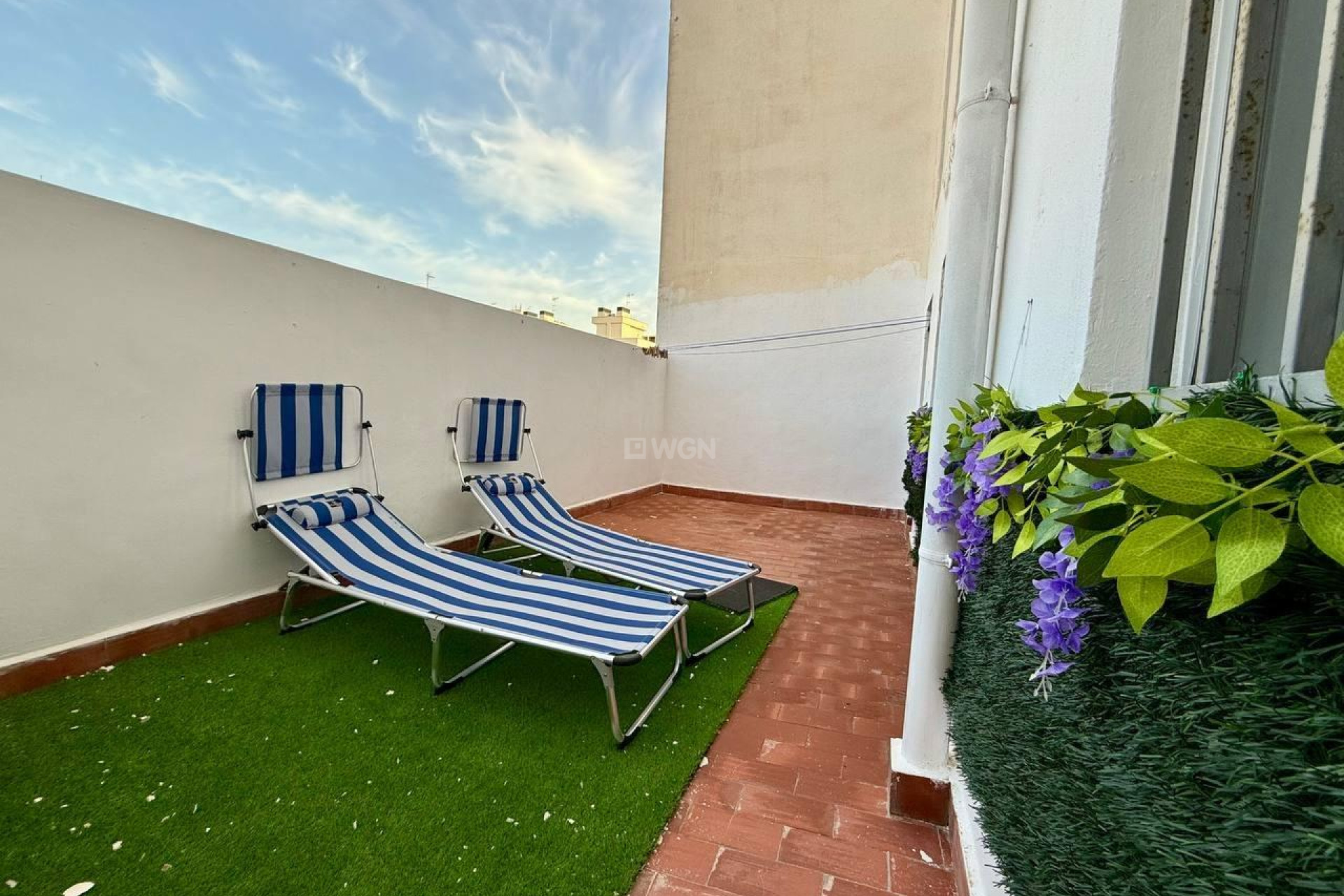 Odsprzedaż - Mieszkanie w bloku - Torrevieja - Playa del Cura