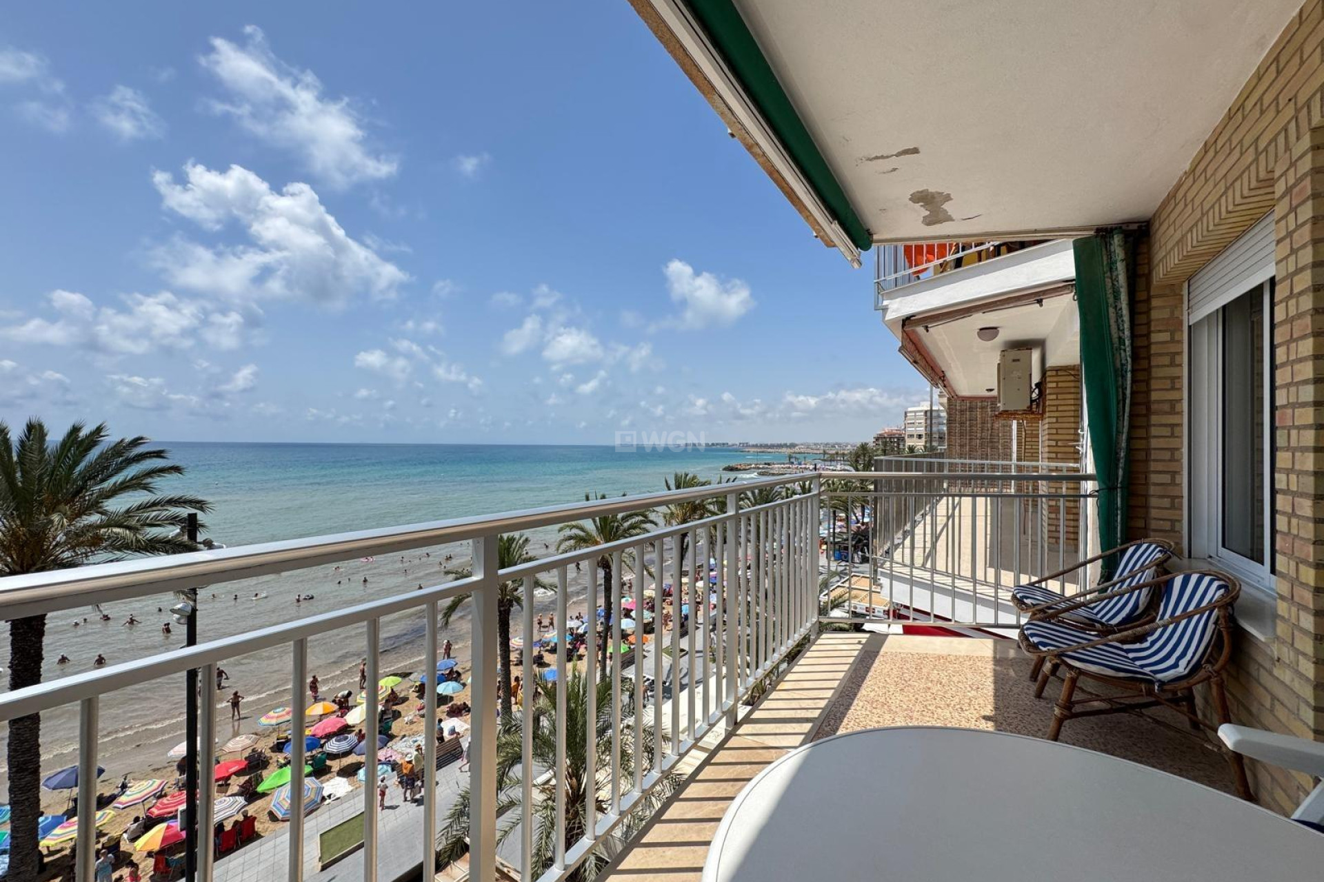 Odsprzedaż - Mieszkanie w bloku - Torrevieja - Playa del Cura