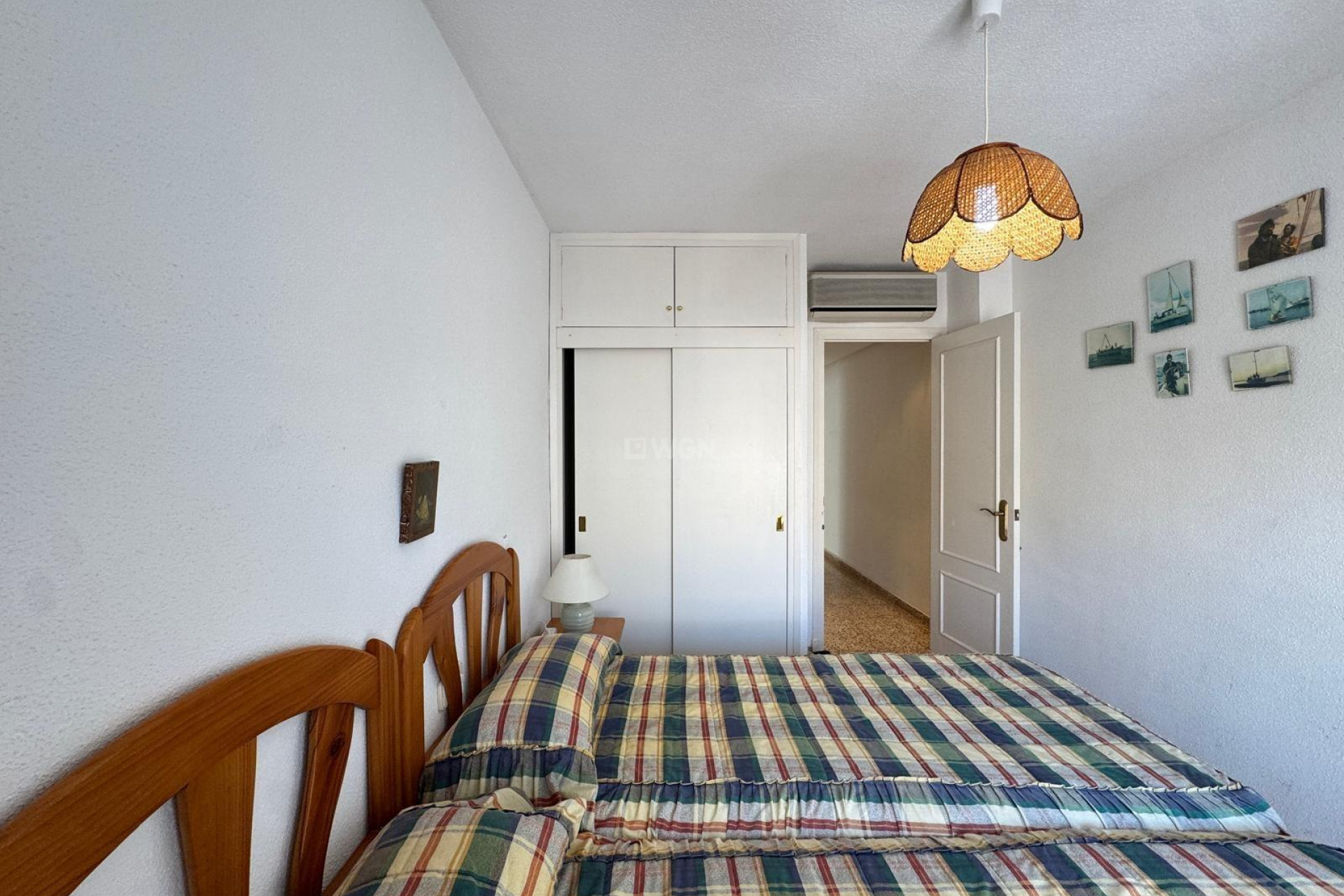 Odsprzedaż - Mieszkanie w bloku - Torrevieja - Playa del Cura