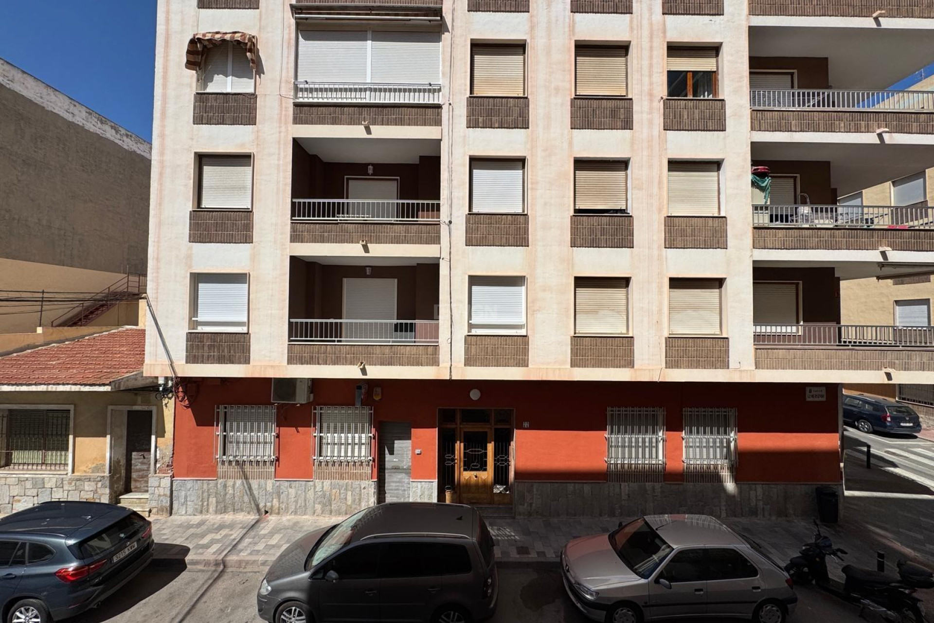 Odsprzedaż - Mieszkanie w bloku - Torrevieja - Playa del Cura