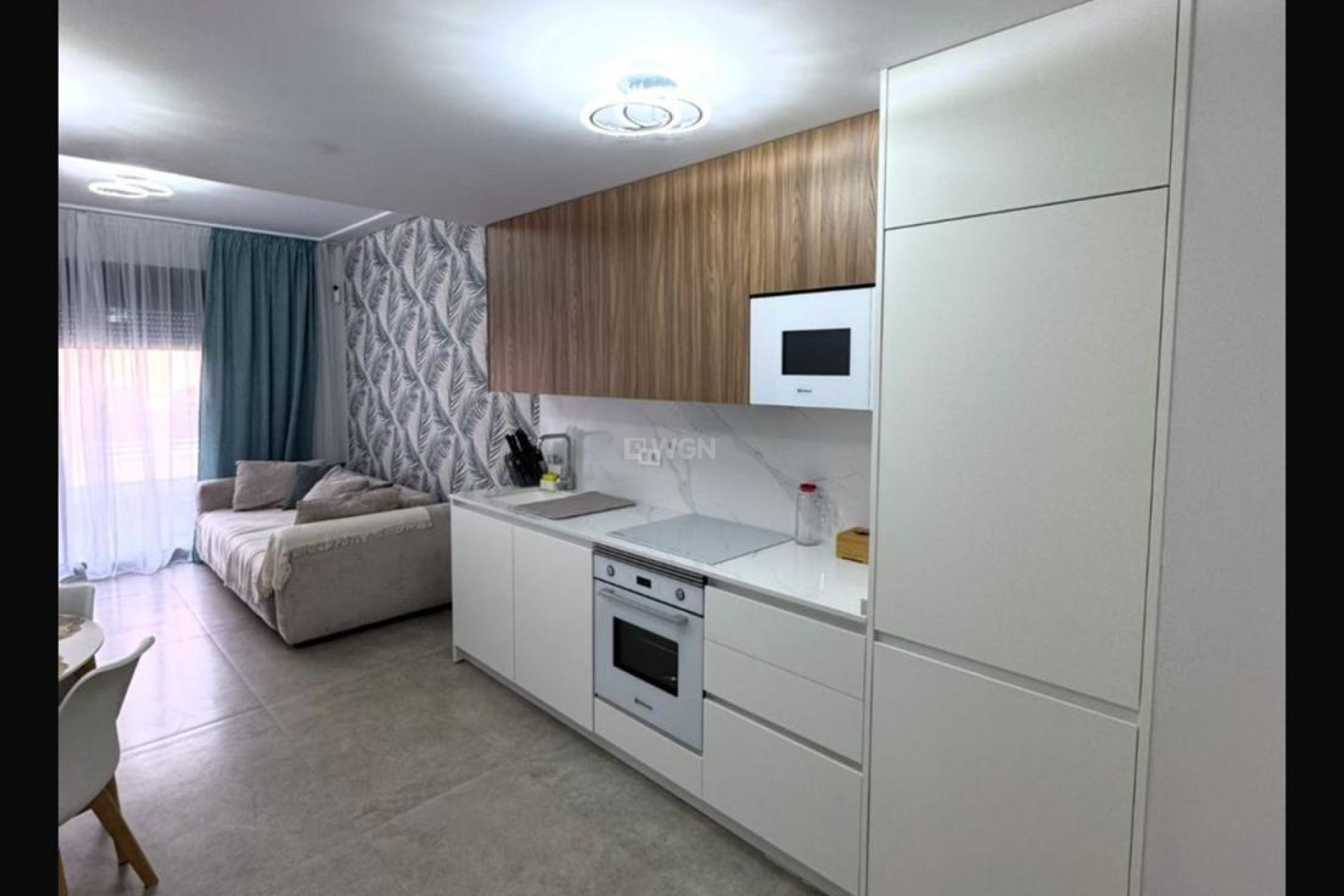Odsprzedaż - Mieszkanie w bloku - Torrevieja - Playa del Cura