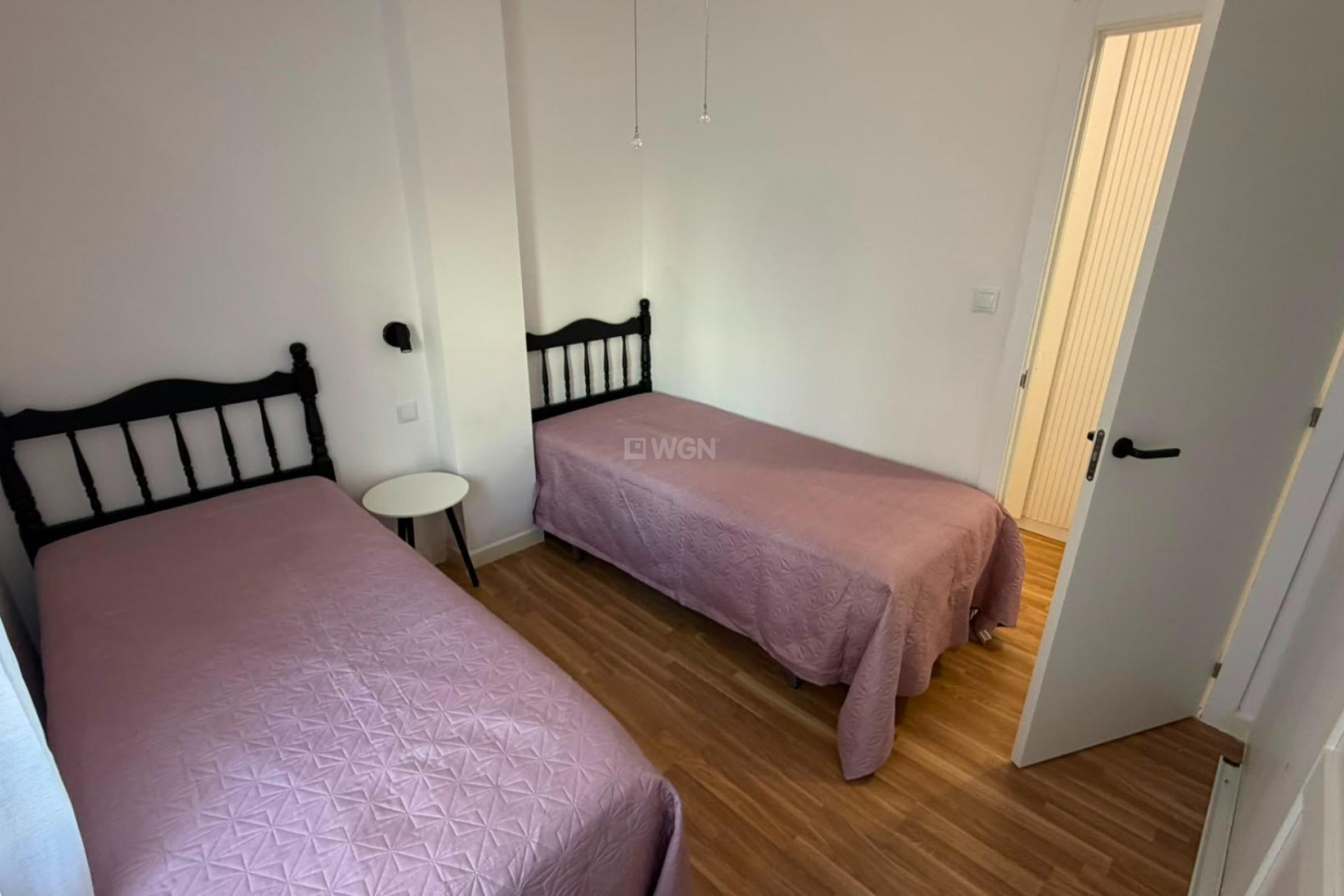 Odsprzedaż - Mieszkanie w bloku - Torrevieja - Playa del Cura