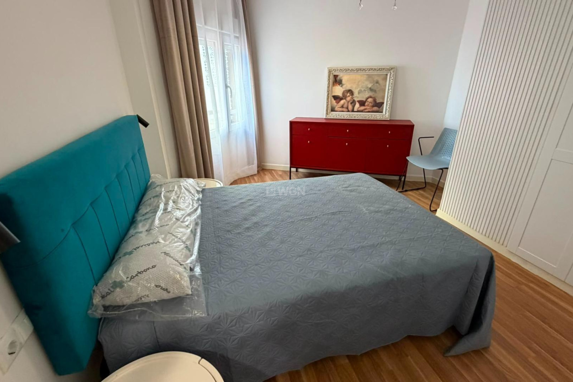 Odsprzedaż - Mieszkanie w bloku - Torrevieja - Playa del Cura