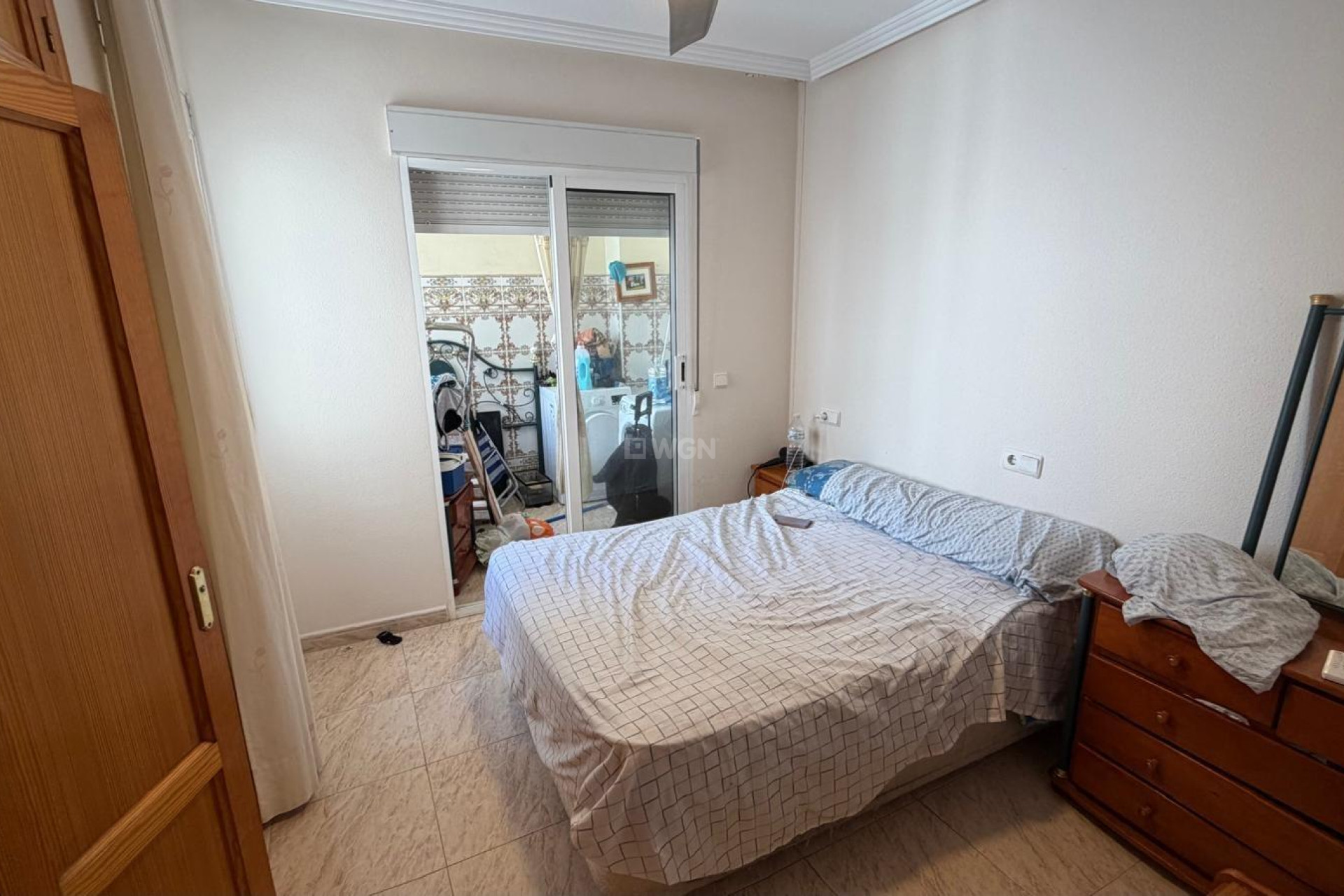 Odsprzedaż - Mieszkanie w bloku - Torrevieja - Playa del Cura
