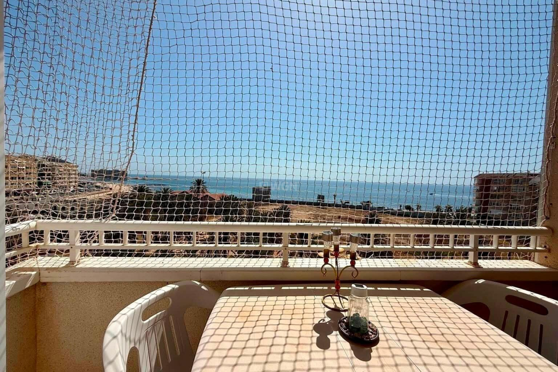 Odsprzedaż - Mieszkanie w bloku - Torrevieja - Playa del Cura