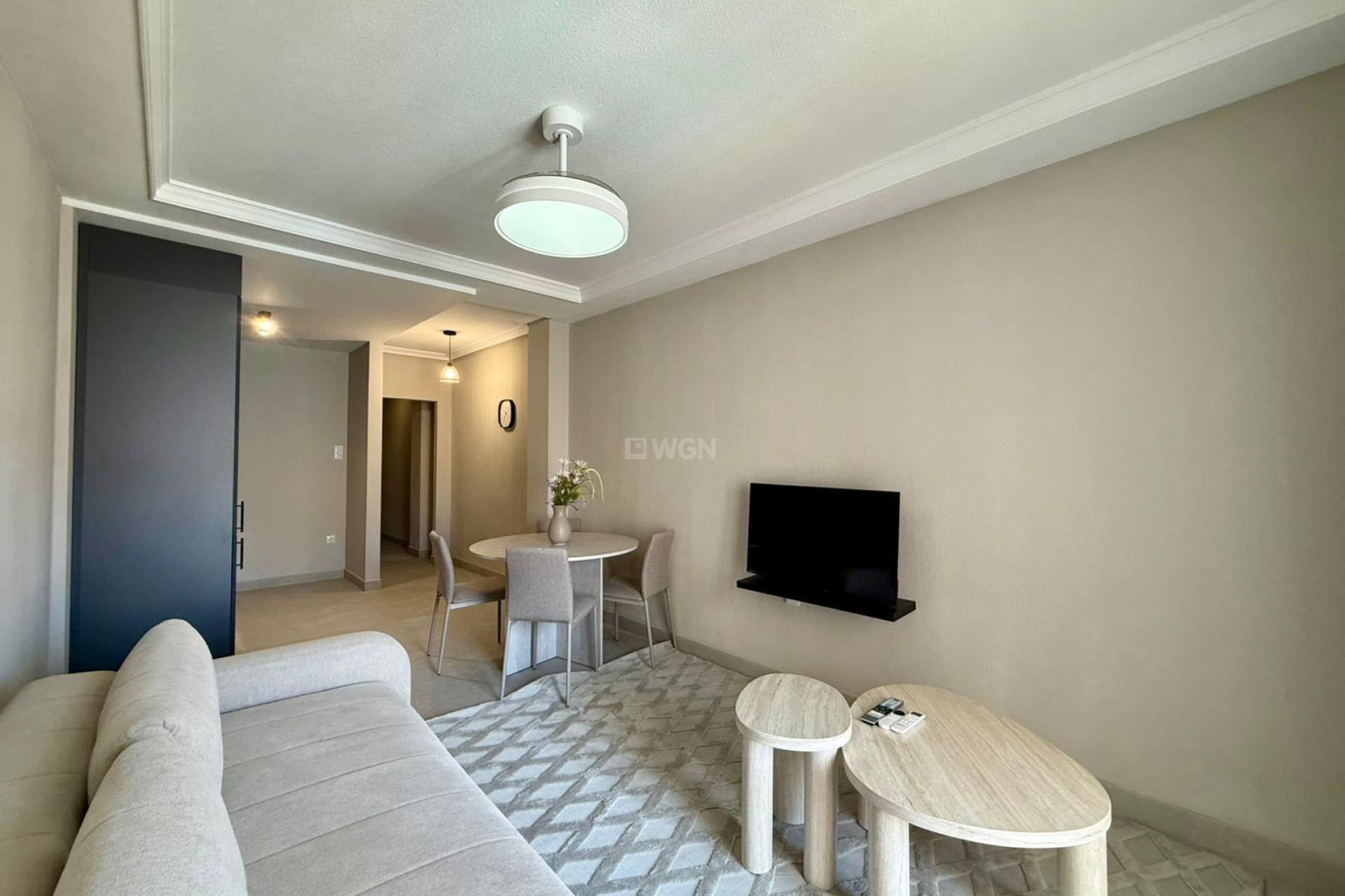 Odsprzedaż - Mieszkanie w bloku - Torrevieja - Playa del Cura