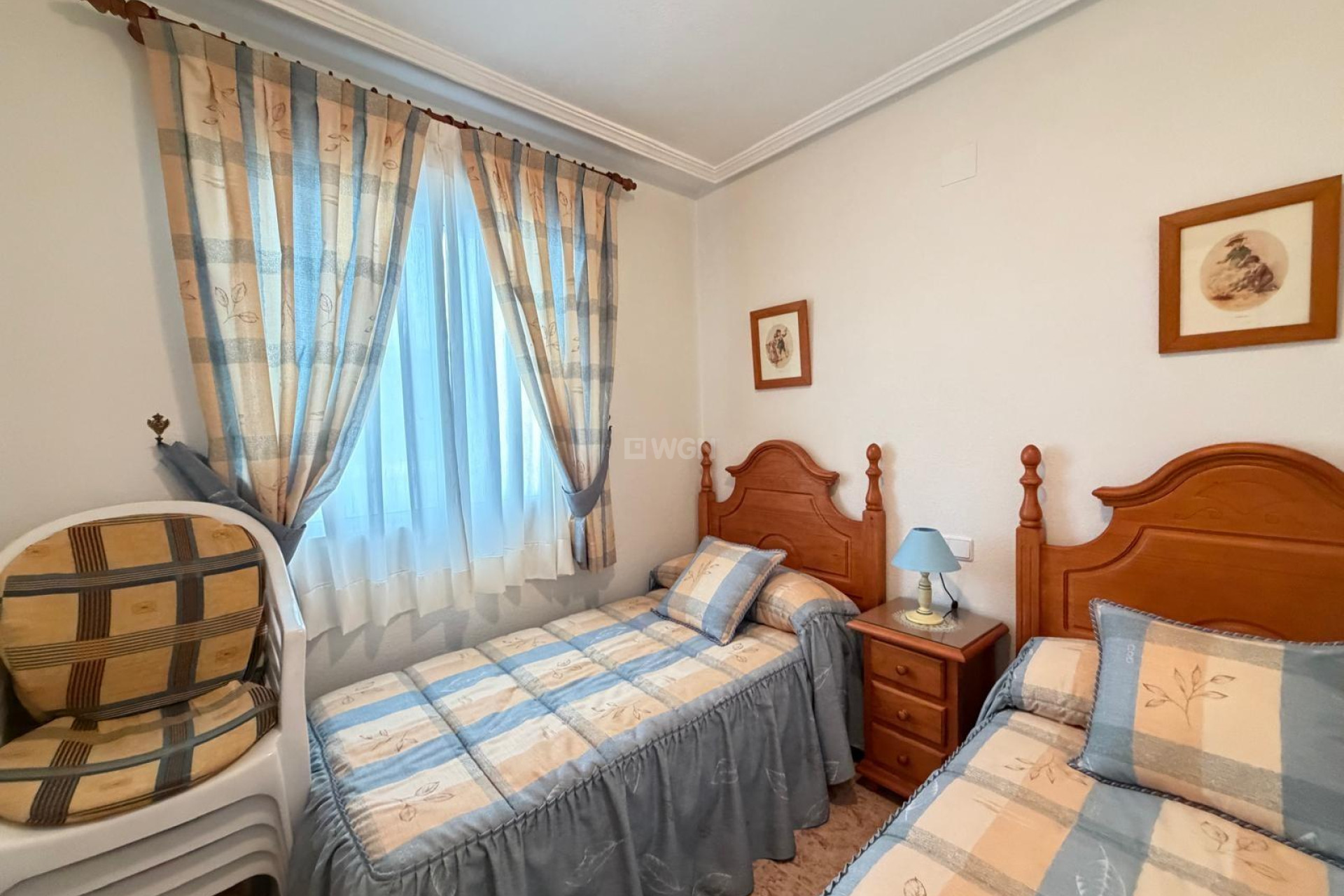 Odsprzedaż - Mieszkanie w bloku - Torrevieja - Playa del Cura