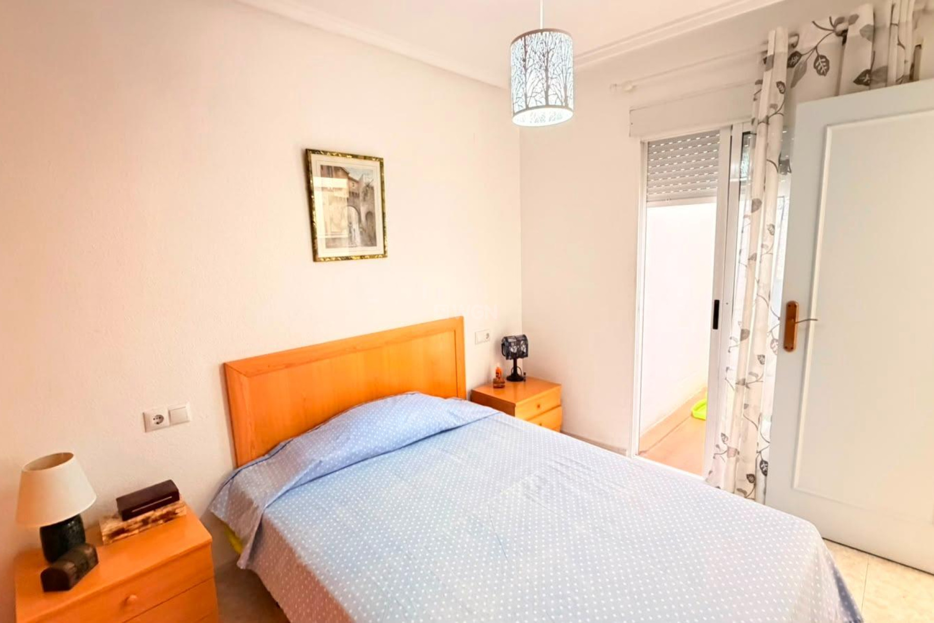Odsprzedaż - Mieszkanie w bloku - Torrevieja - Playa del Cura