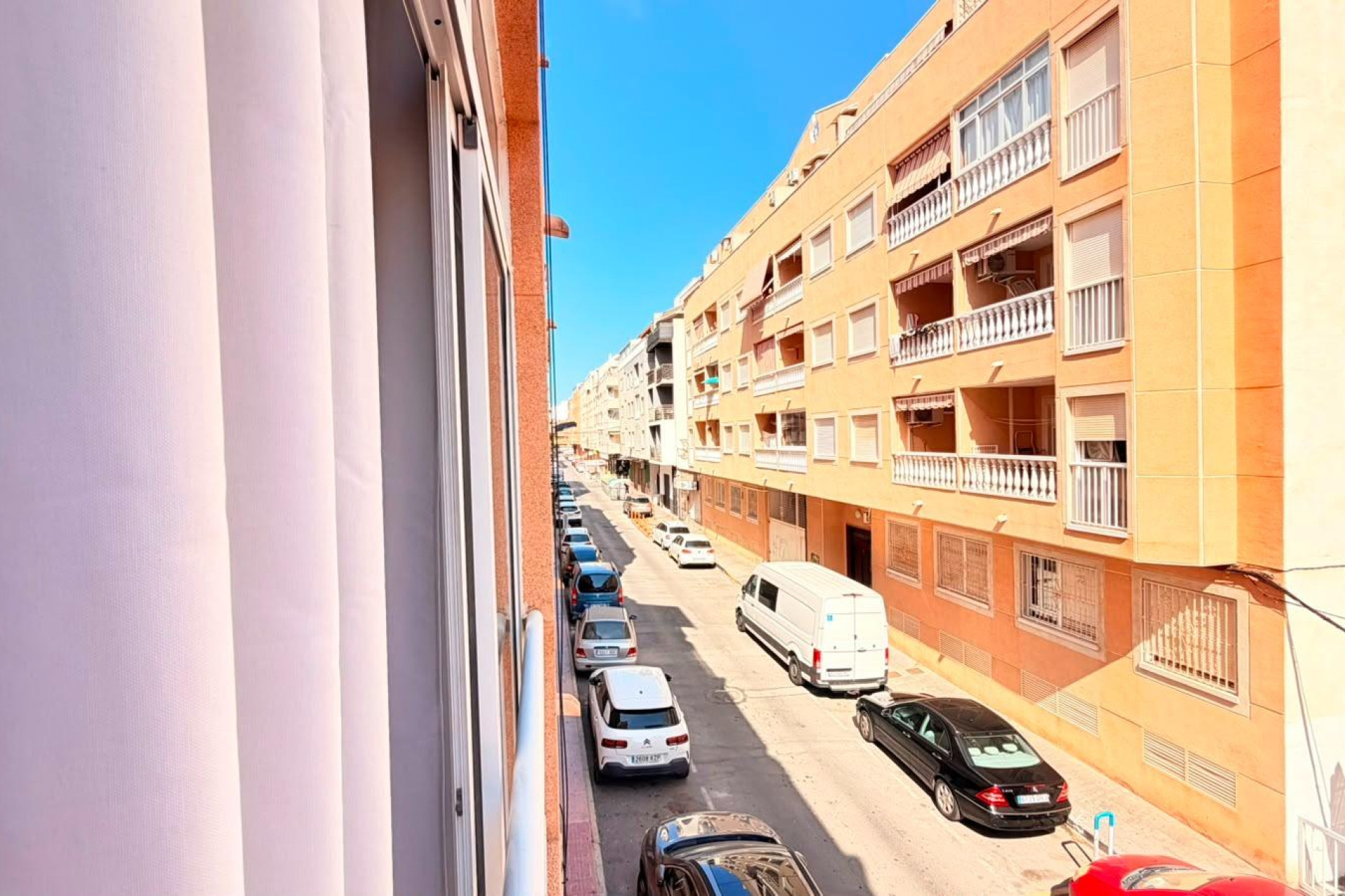 Odsprzedaż - Mieszkanie w bloku - Torrevieja - Playa del Cura