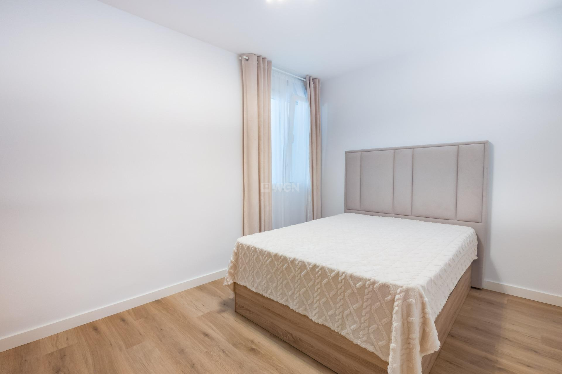 Odsprzedaż - Mieszkanie w bloku - Torrevieja - Playa del Cura