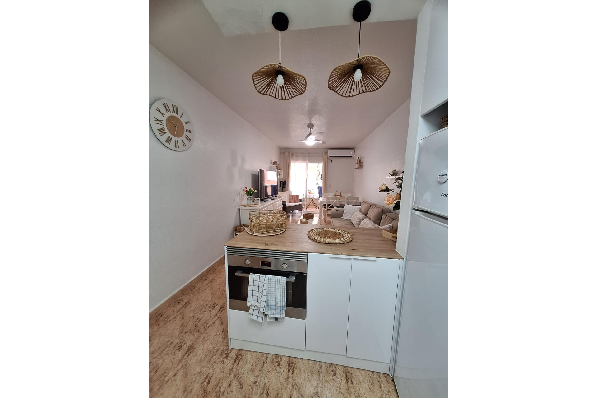 Odsprzedaż - Mieszkanie w bloku - Torrevieja - Playa del Cura