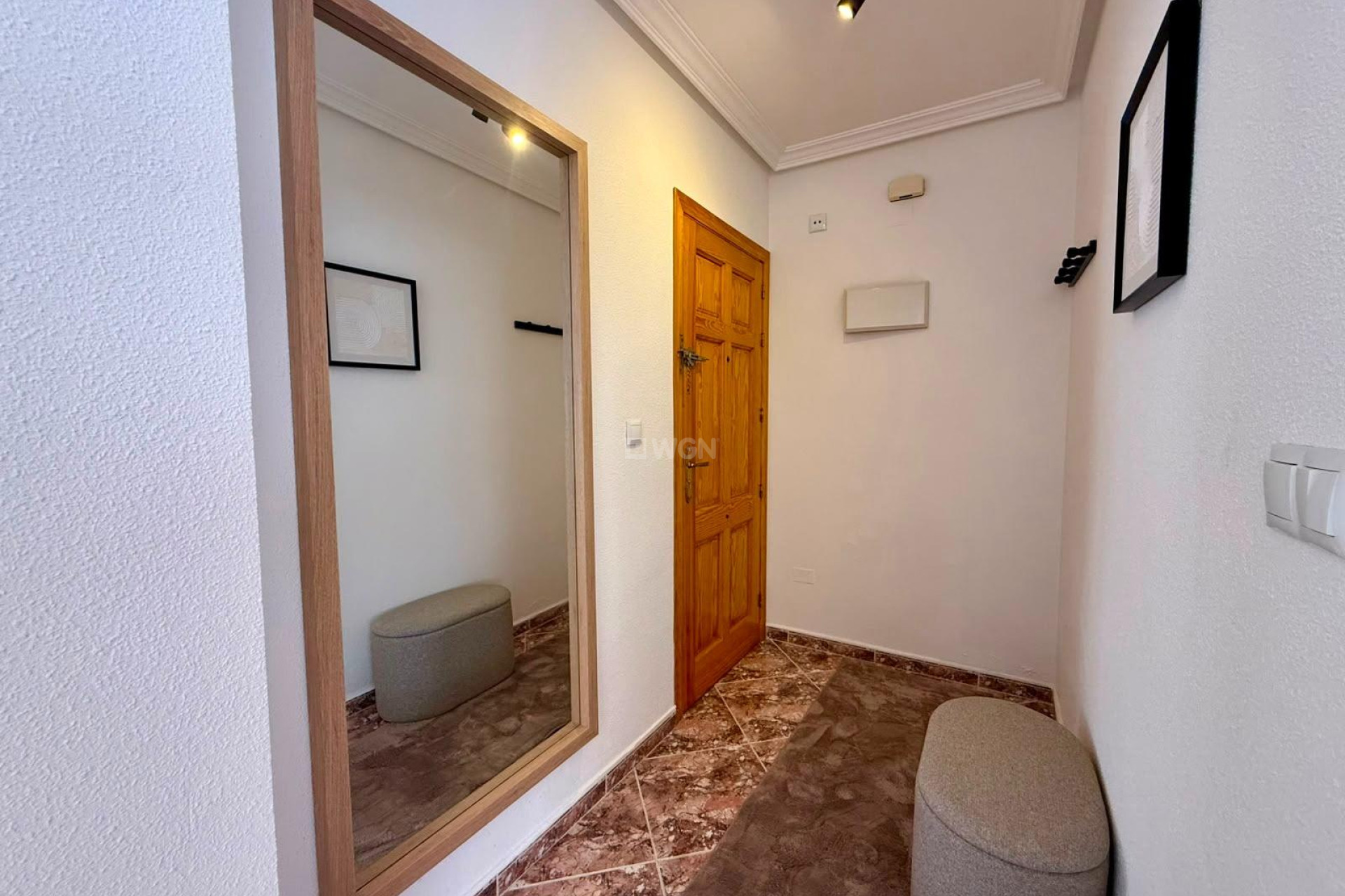 Odsprzedaż - Mieszkanie w bloku - Torrevieja - Playa del Cura