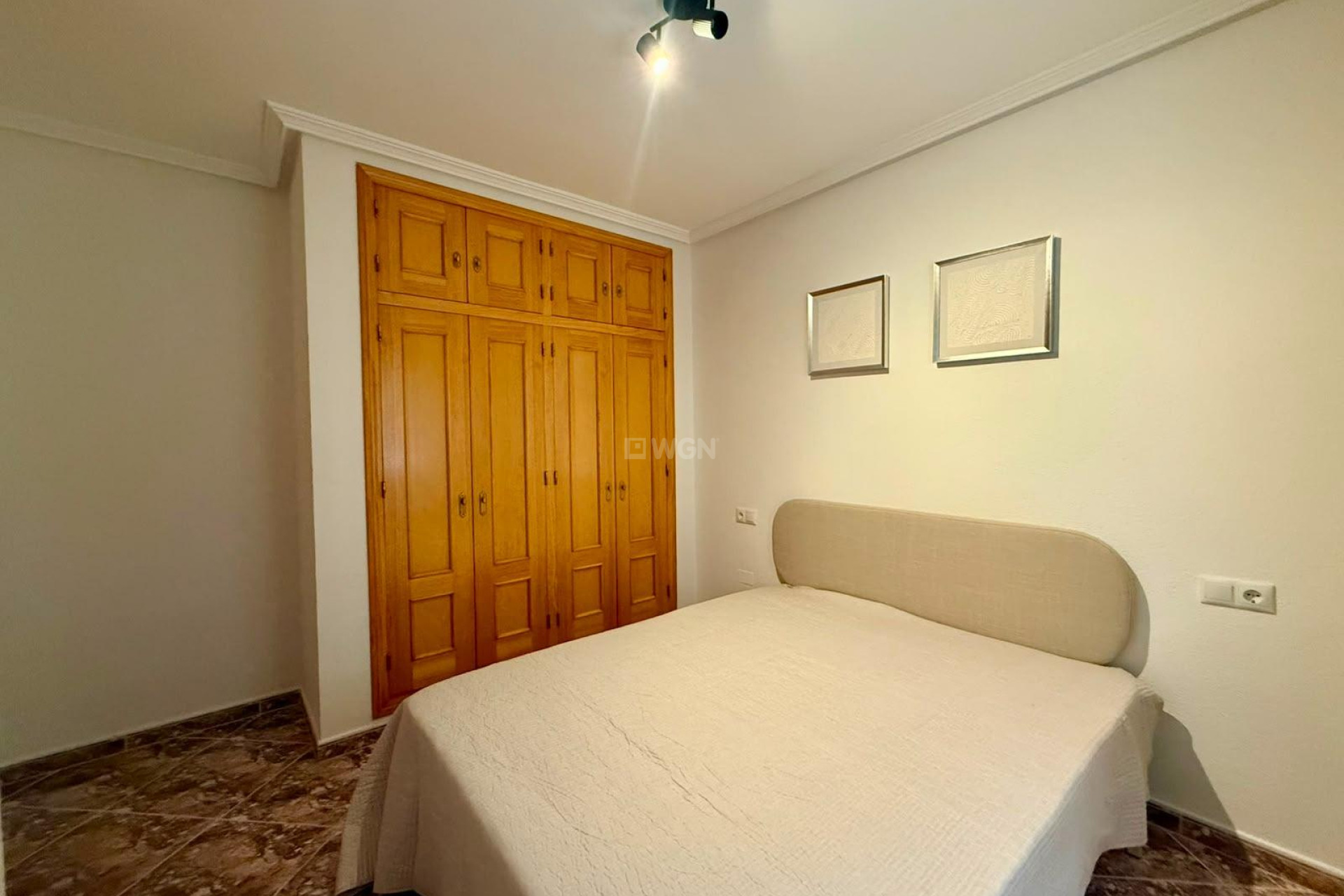 Odsprzedaż - Mieszkanie w bloku - Torrevieja - Playa del Cura