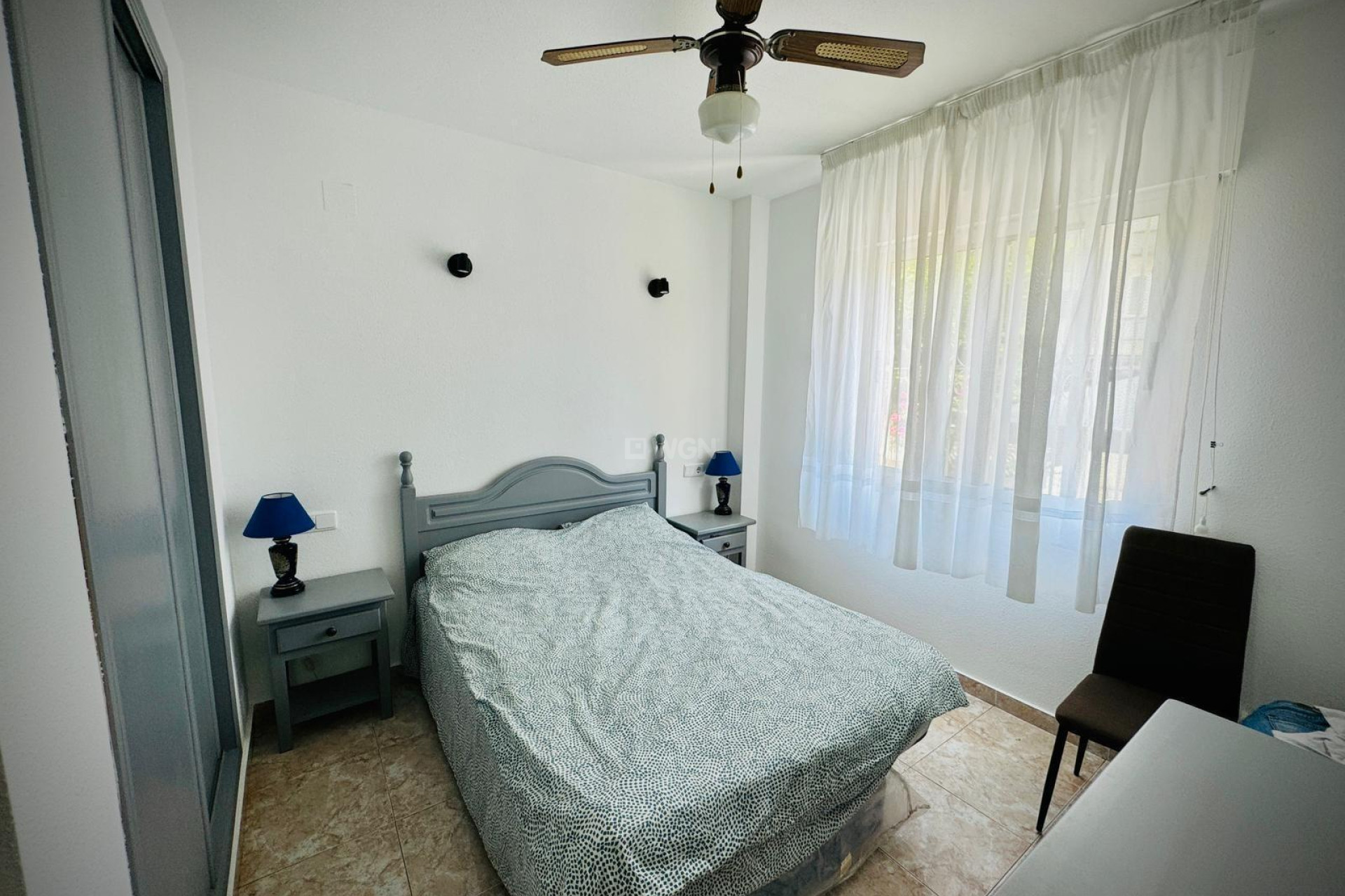 Odsprzedaż - Mieszkanie w bloku - Torrevieja - Playa del Cura