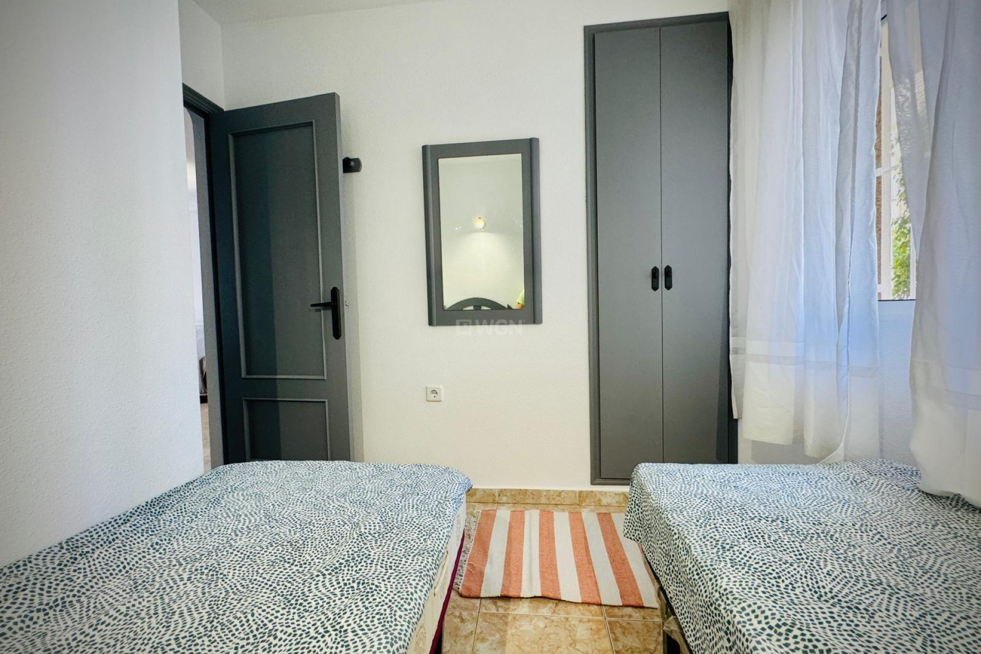 Odsprzedaż - Mieszkanie w bloku - Torrevieja - Playa del Cura