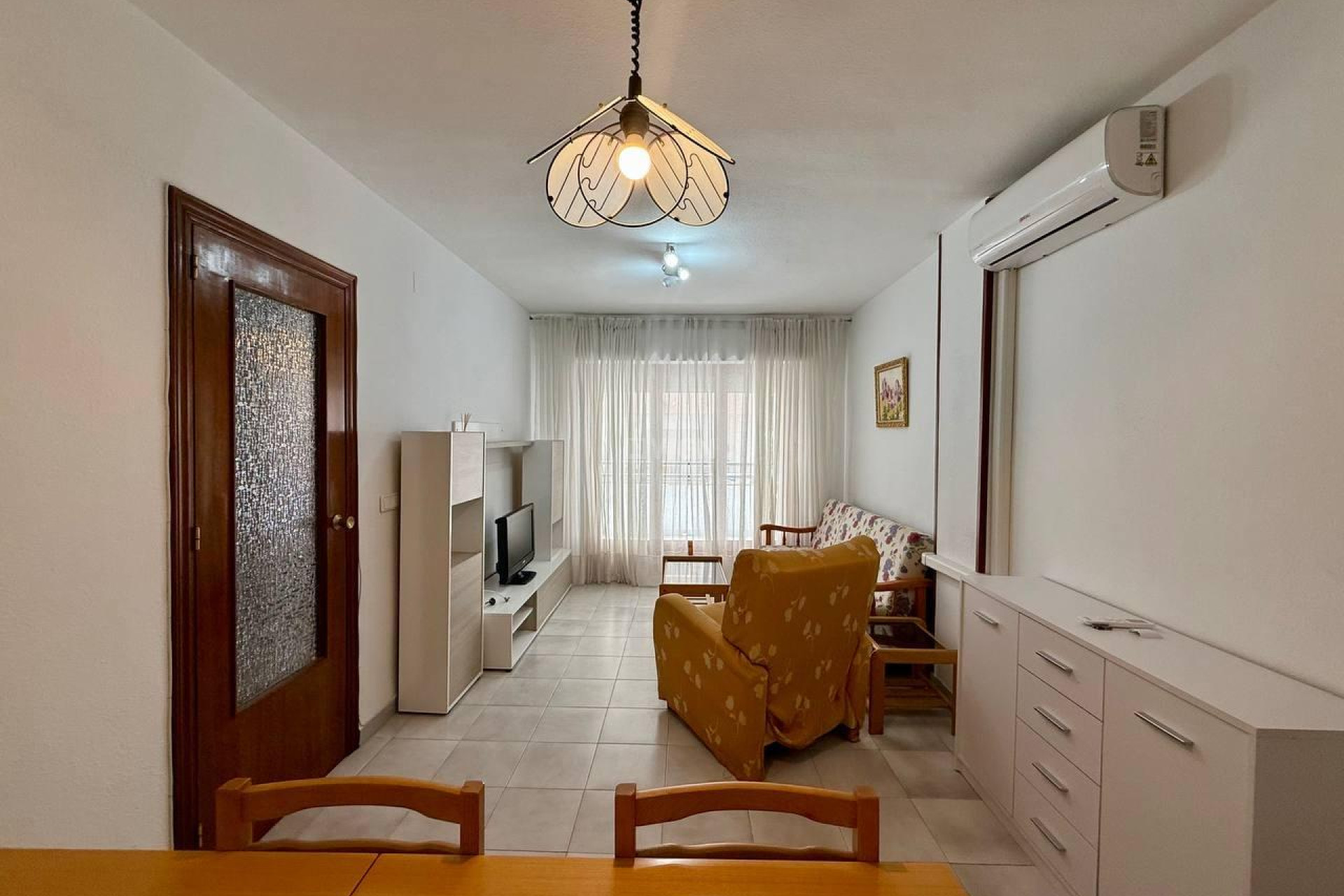 Odsprzedaż - Mieszkanie w bloku - Torrevieja - Playa del Cura