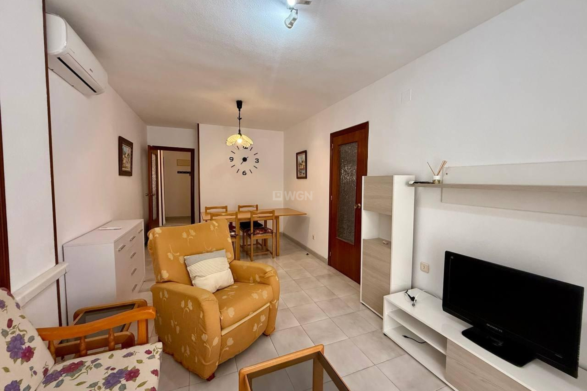 Odsprzedaż - Mieszkanie w bloku - Torrevieja - Playa del Cura