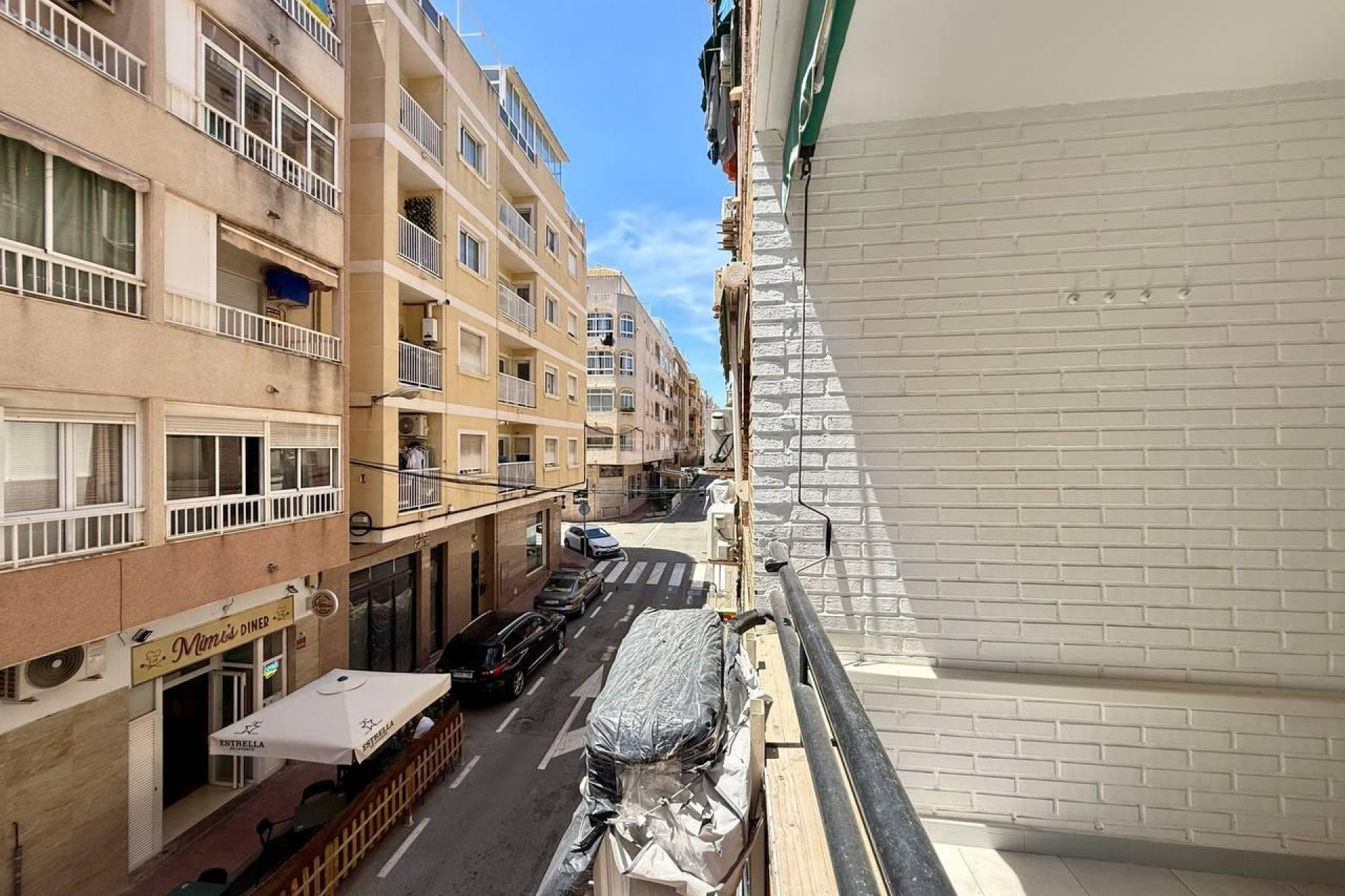 Odsprzedaż - Mieszkanie w bloku - Torrevieja - Playa del Cura