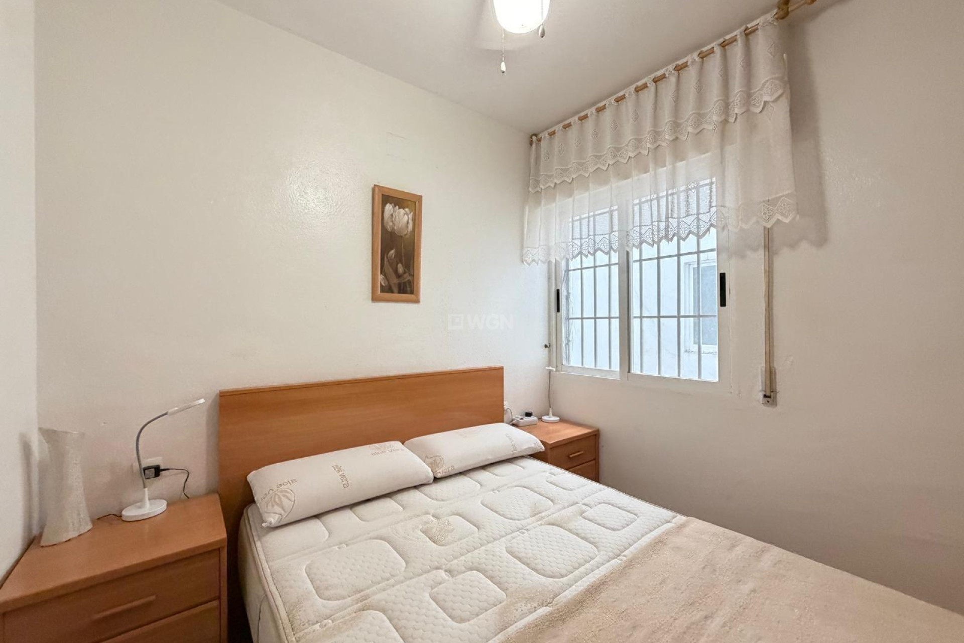 Odsprzedaż - Mieszkanie w bloku - Torrevieja - Playa del Cura