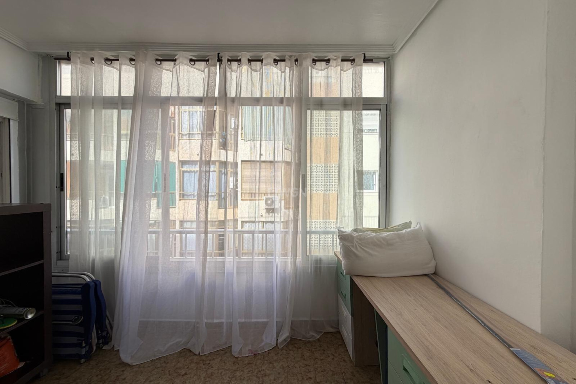 Odsprzedaż - Mieszkanie w bloku - Torrevieja - Playa del Cura