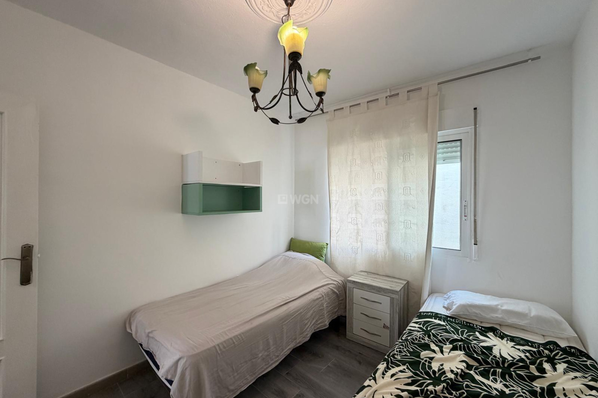 Odsprzedaż - Mieszkanie w bloku - Torrevieja - Playa del Cura
