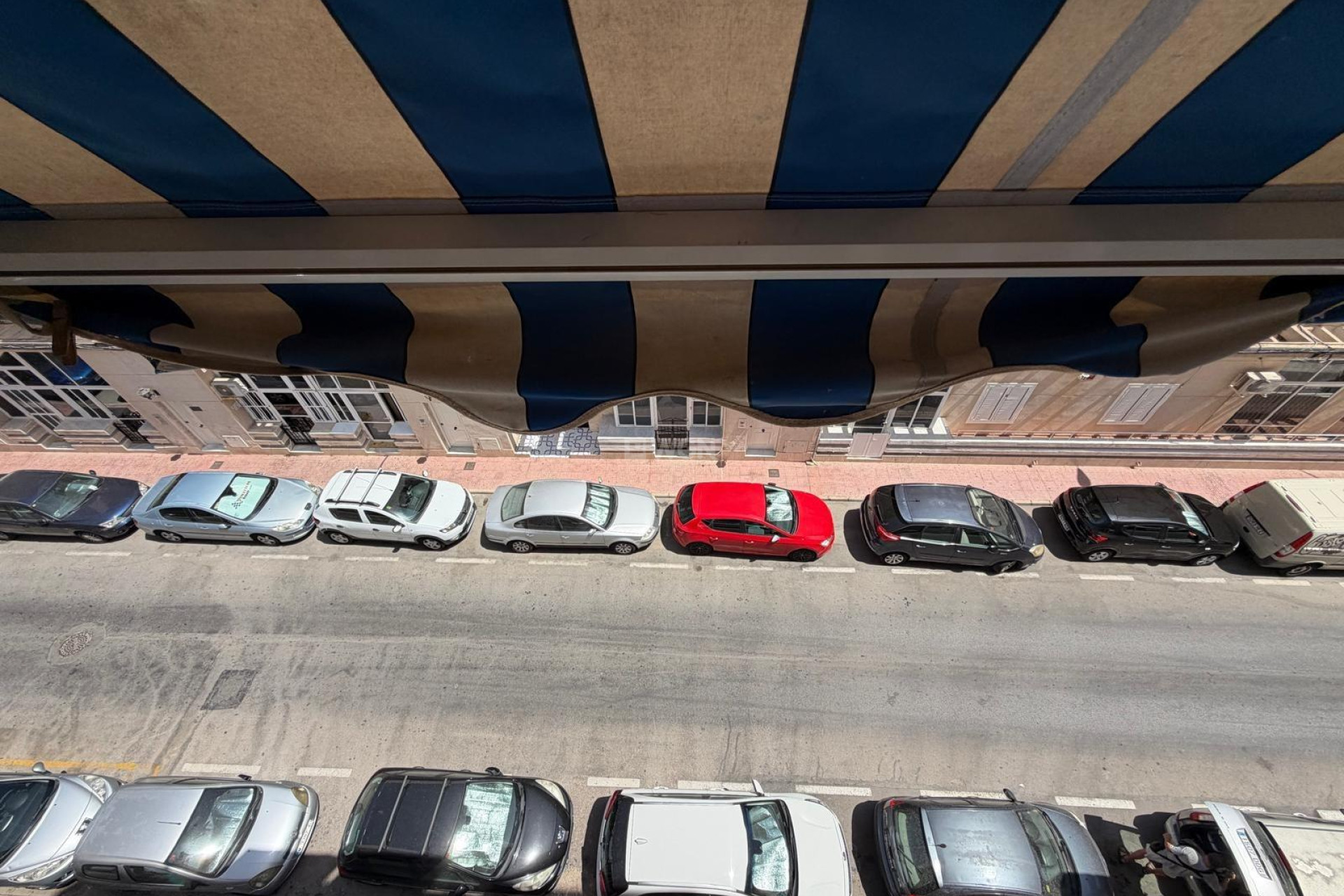 Odsprzedaż - Mieszkanie w bloku - Torrevieja - Playa del Cura