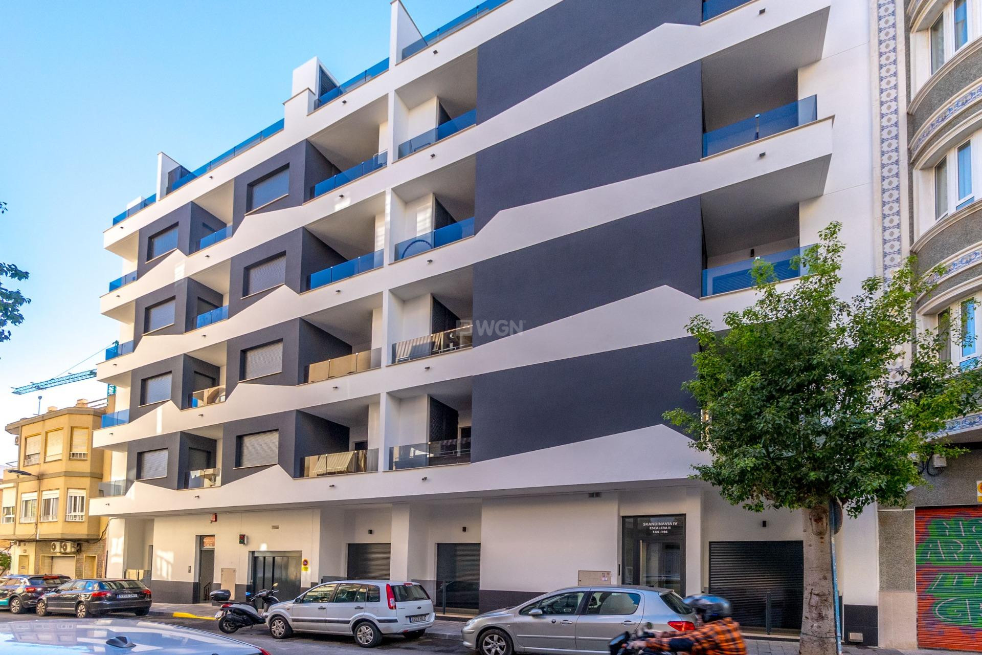 Odsprzedaż - Mieszkanie w bloku - Torrevieja - Playa del Cura