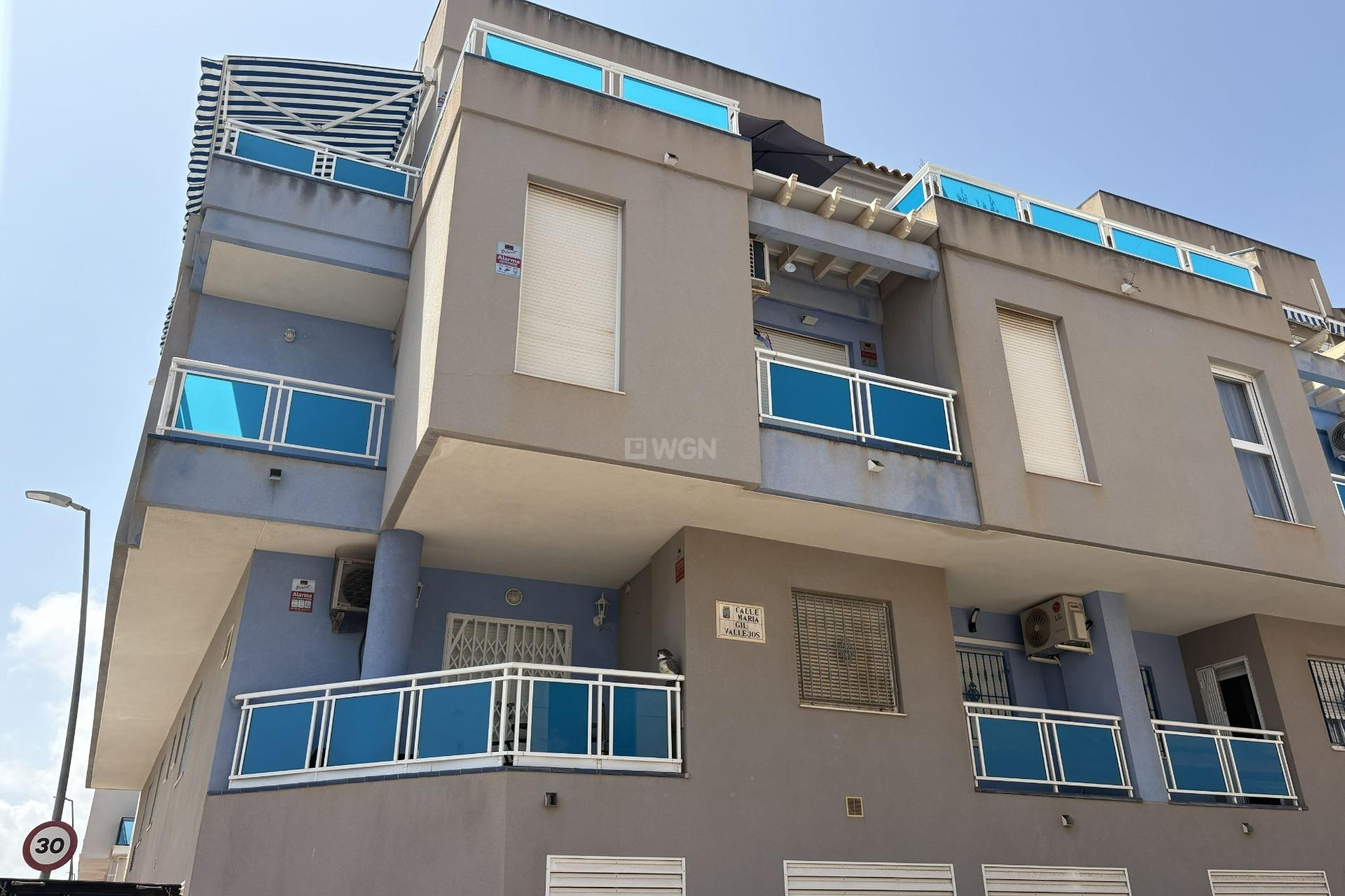 Odsprzedaż - Mieszkanie w bloku - Torrevieja - Playa del Cura