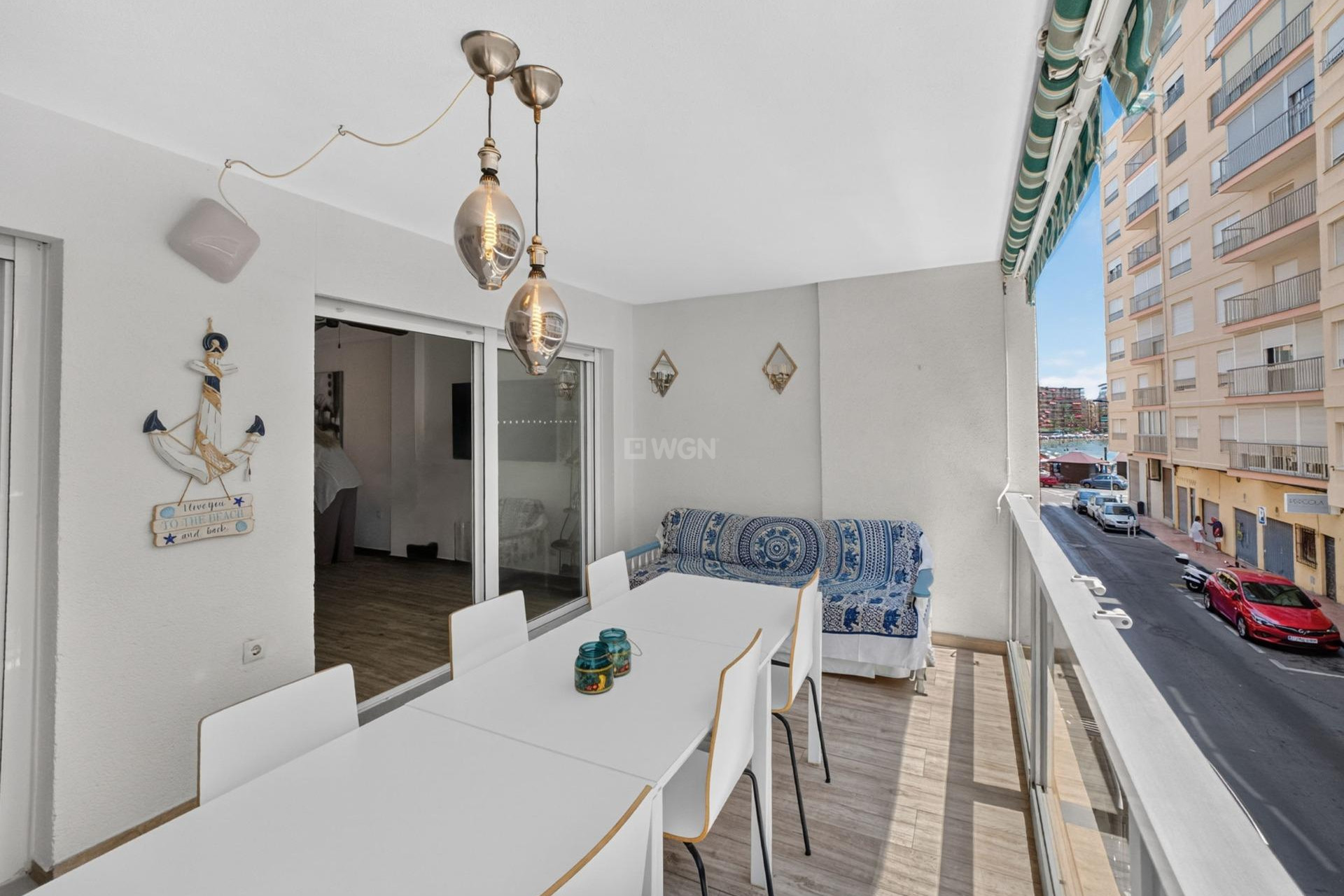 Odsprzedaż - Mieszkanie w bloku - Torrevieja - Playa del Cura