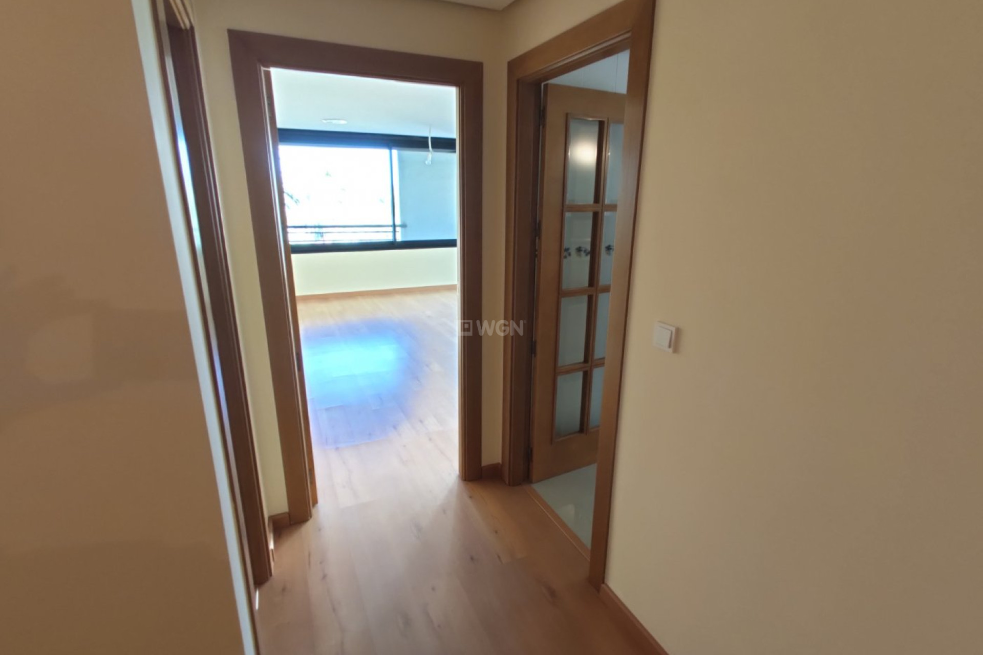 Odsprzedaż - Mieszkanie w bloku - Torrevieja - Puerto