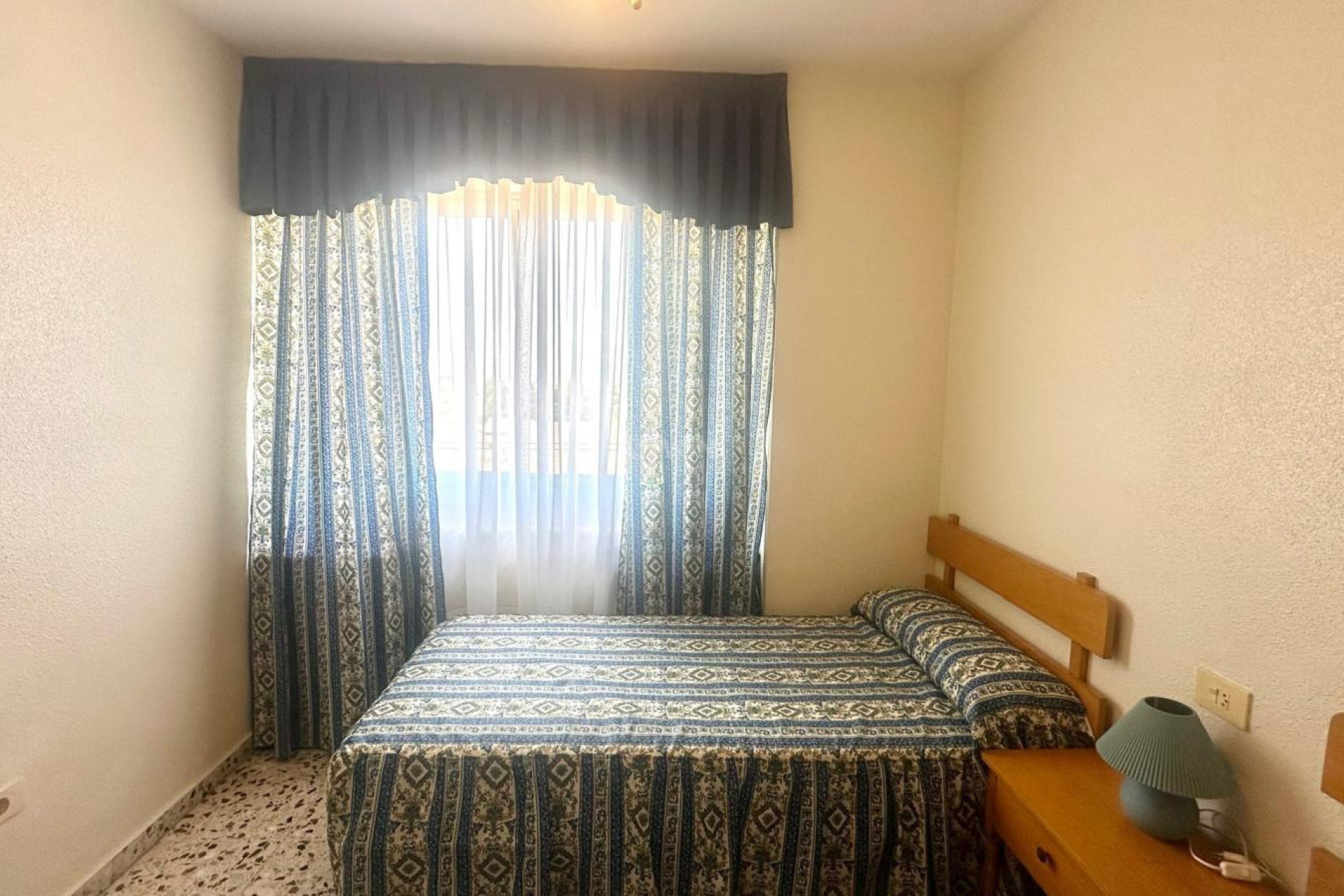 Odsprzedaż - Mieszkanie w bloku - Torrevieja - Punta Prima