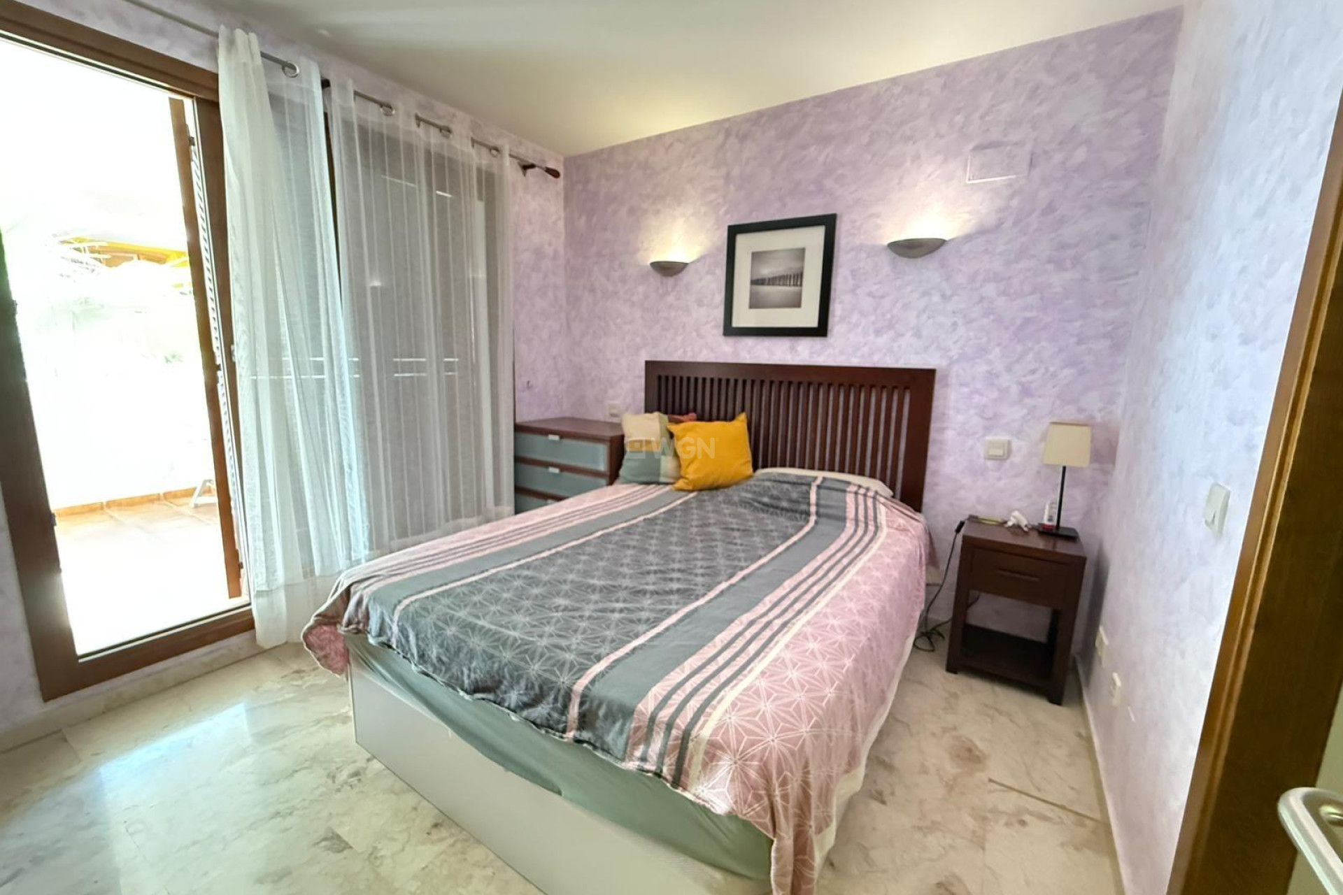 Odsprzedaż - Mieszkanie w bloku - Torrevieja - Punta Prima