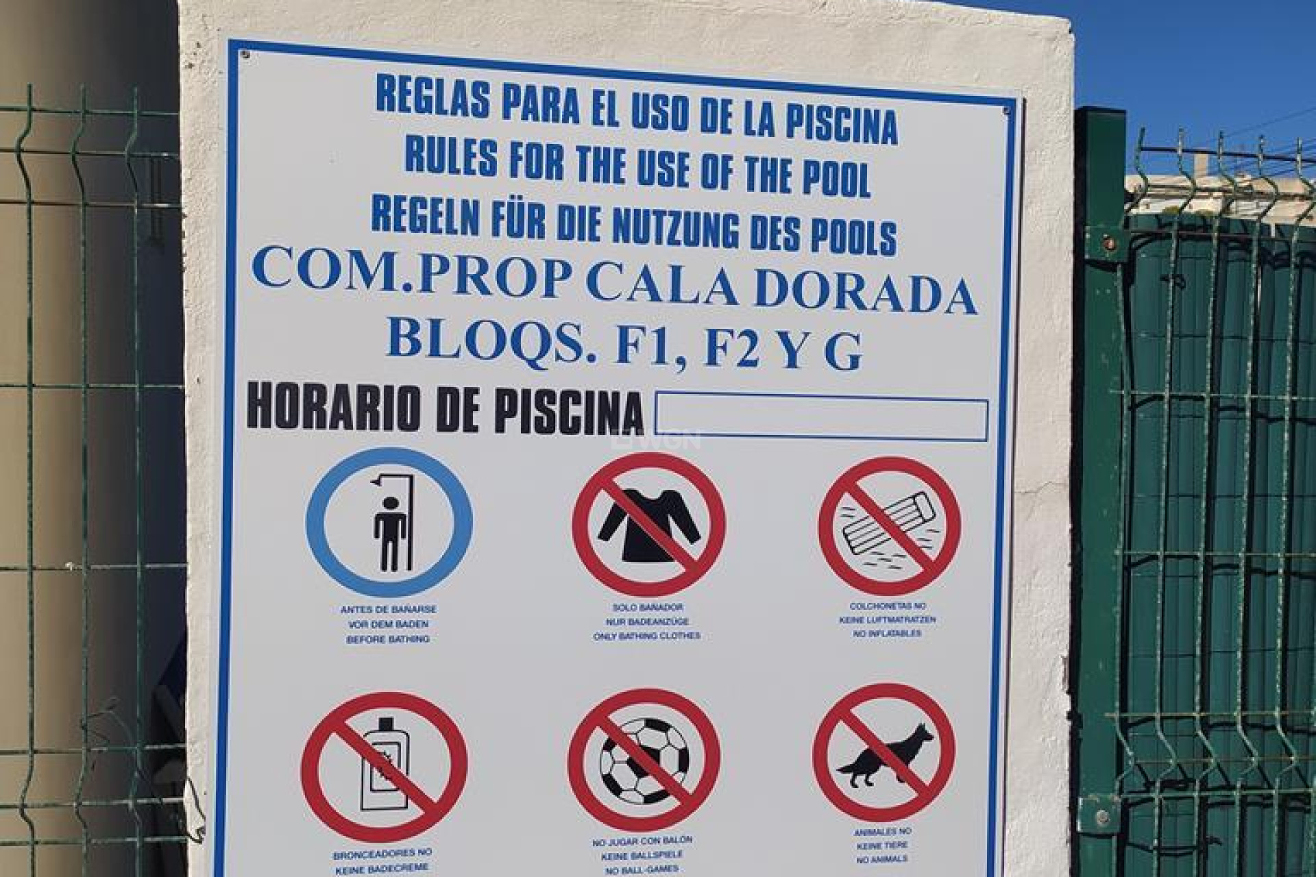 Odsprzedaż - Mieszkanie w bloku - Torrevieja - Punta Prima