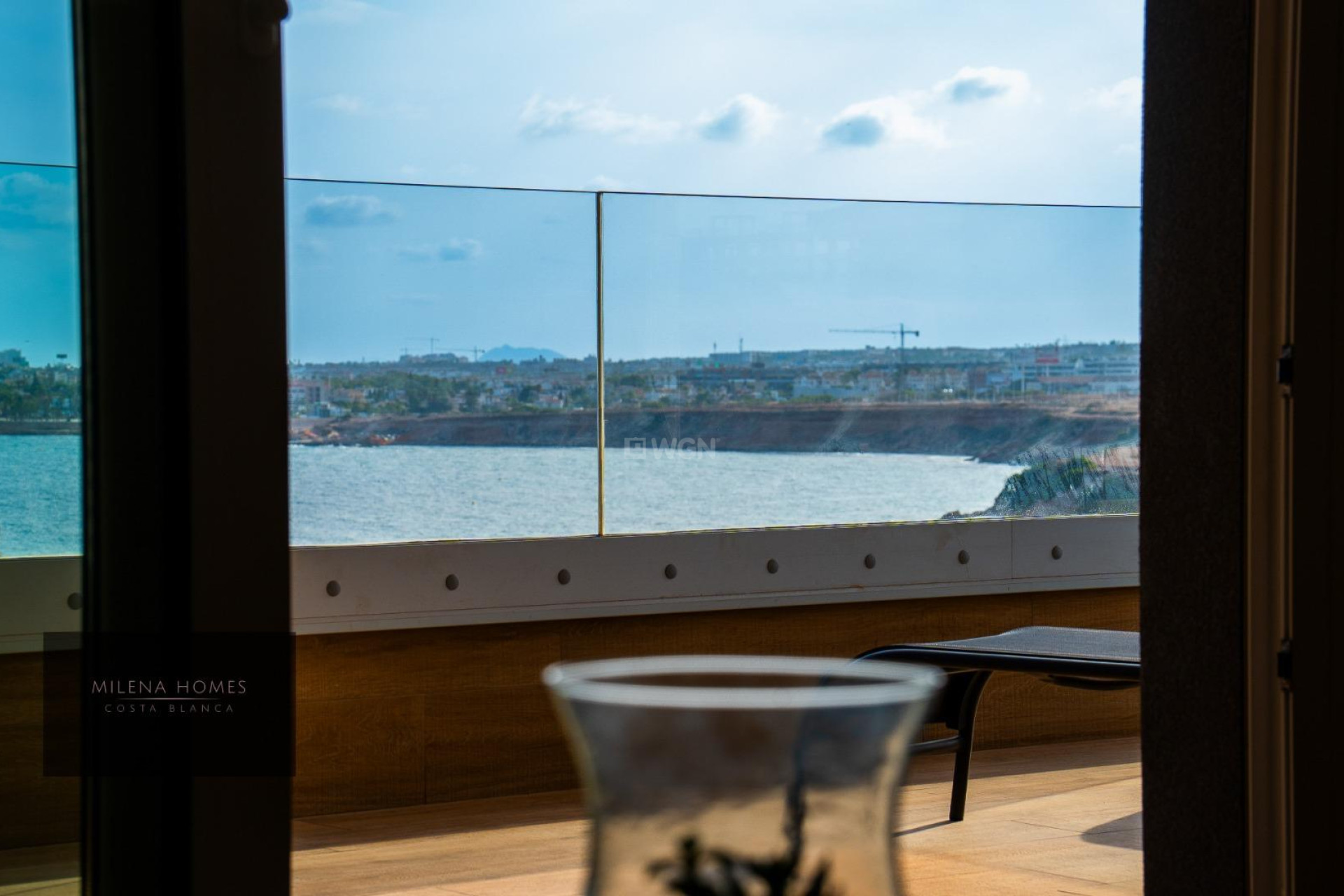 Odsprzedaż - Mieszkanie w bloku - Torrevieja - Punta Prima